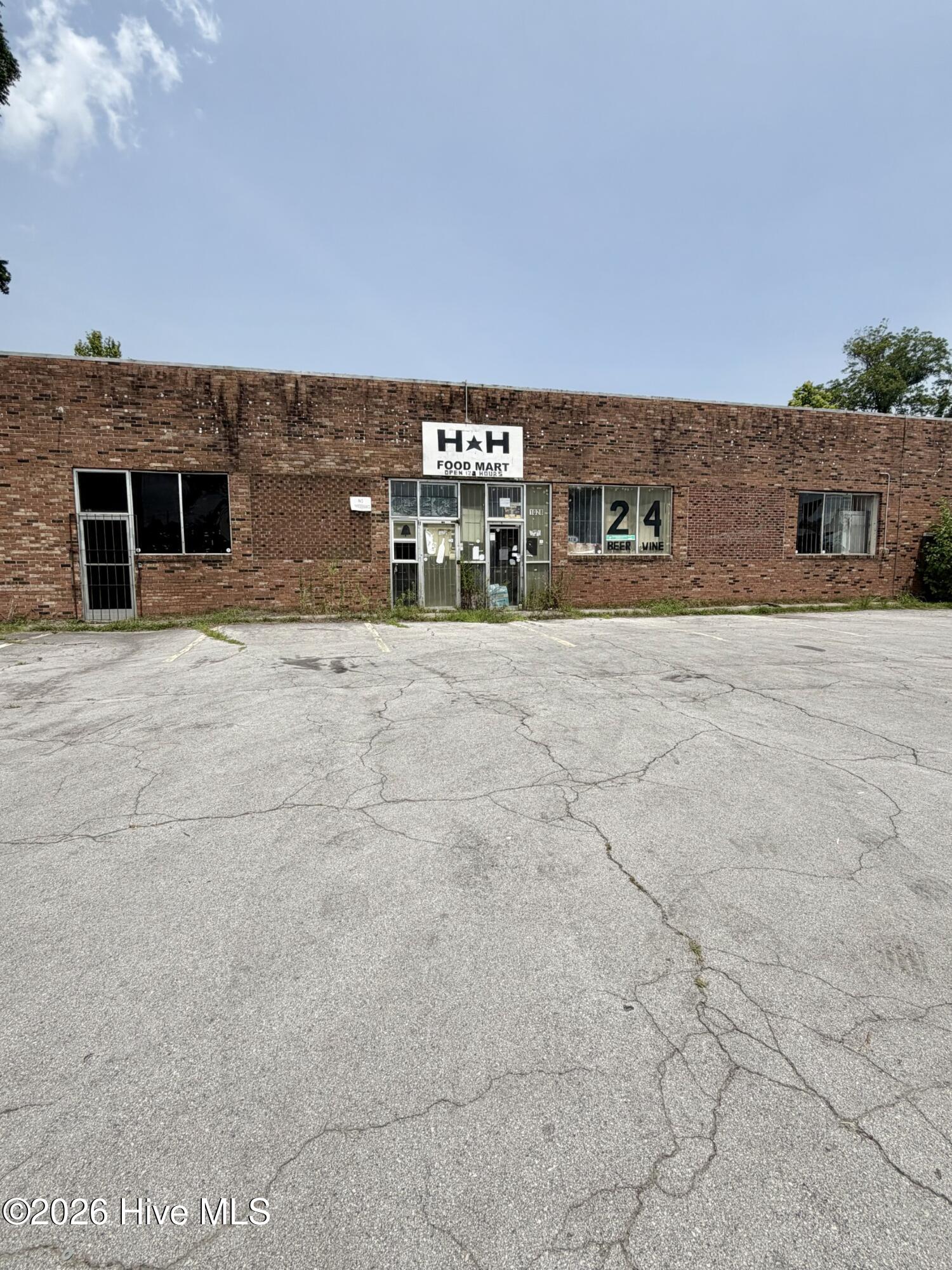 1028 Cedar Street — photo