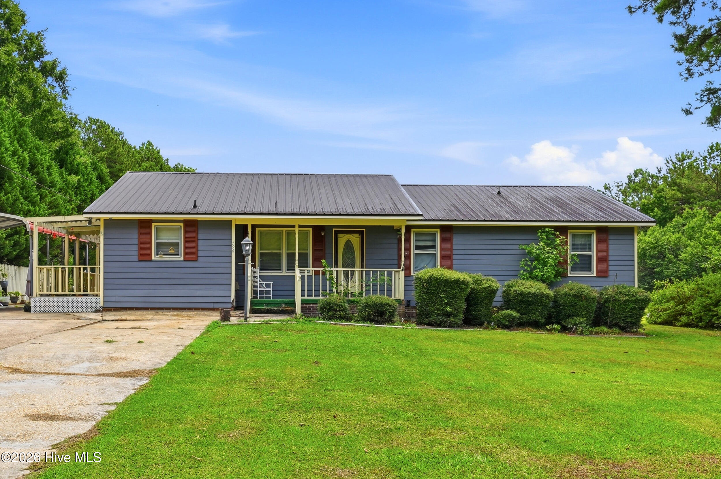 796 Mary White Road — photo