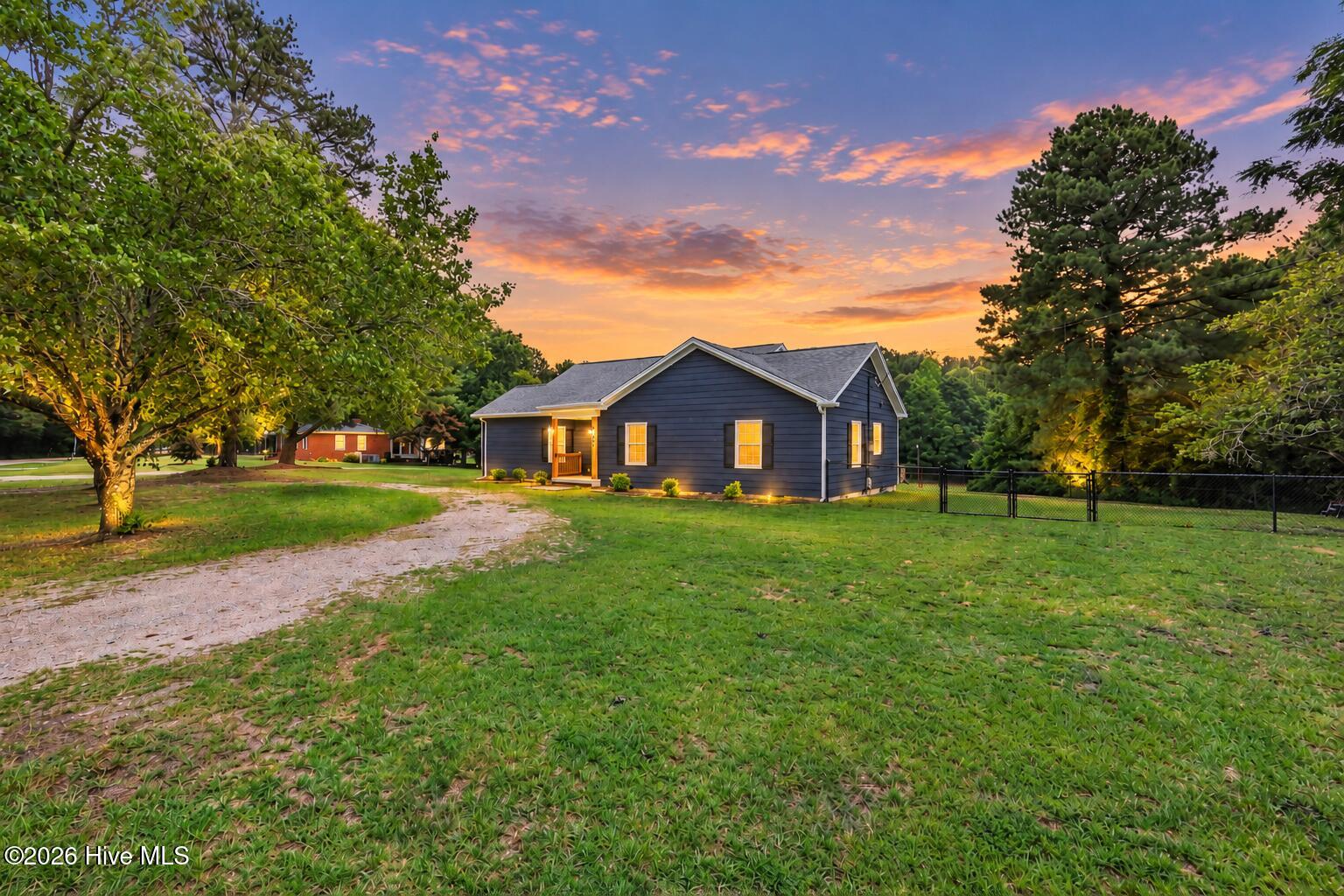 962 Laurel Mill-Centerville Road — photo