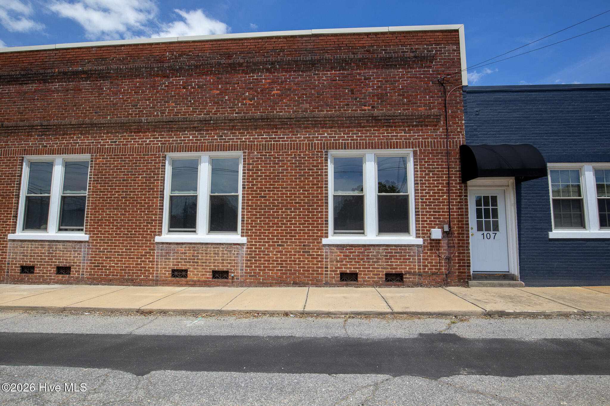 107 E Bunn Lane — photo