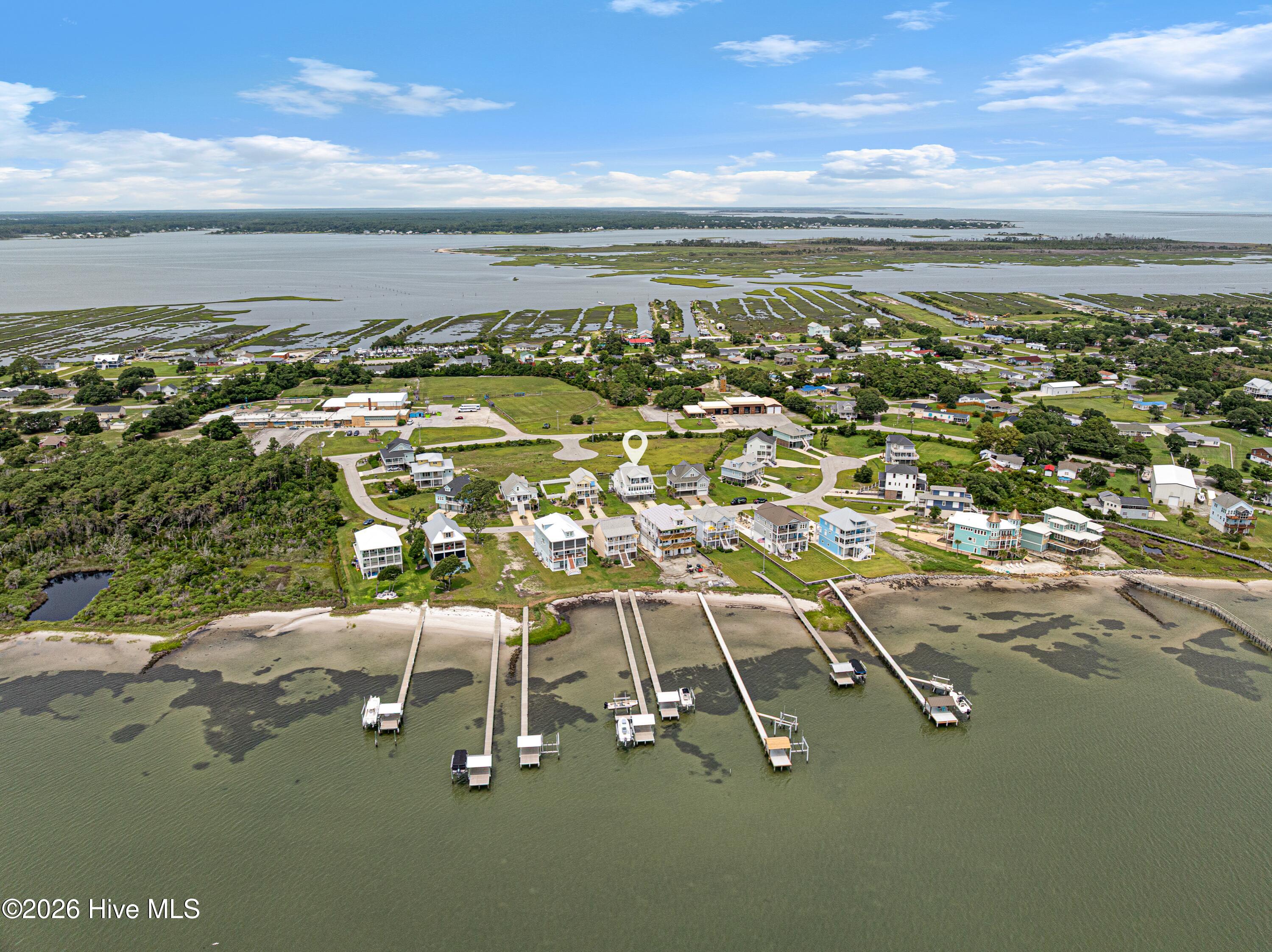 133 Sound Point Drive — photo