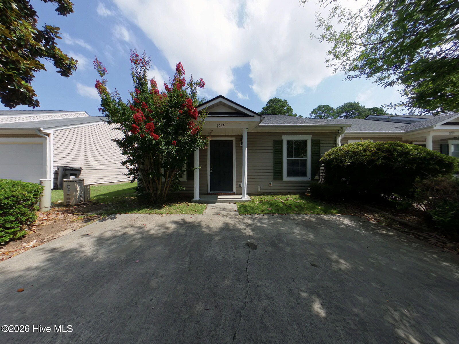 1237 Long Point Drive — photo