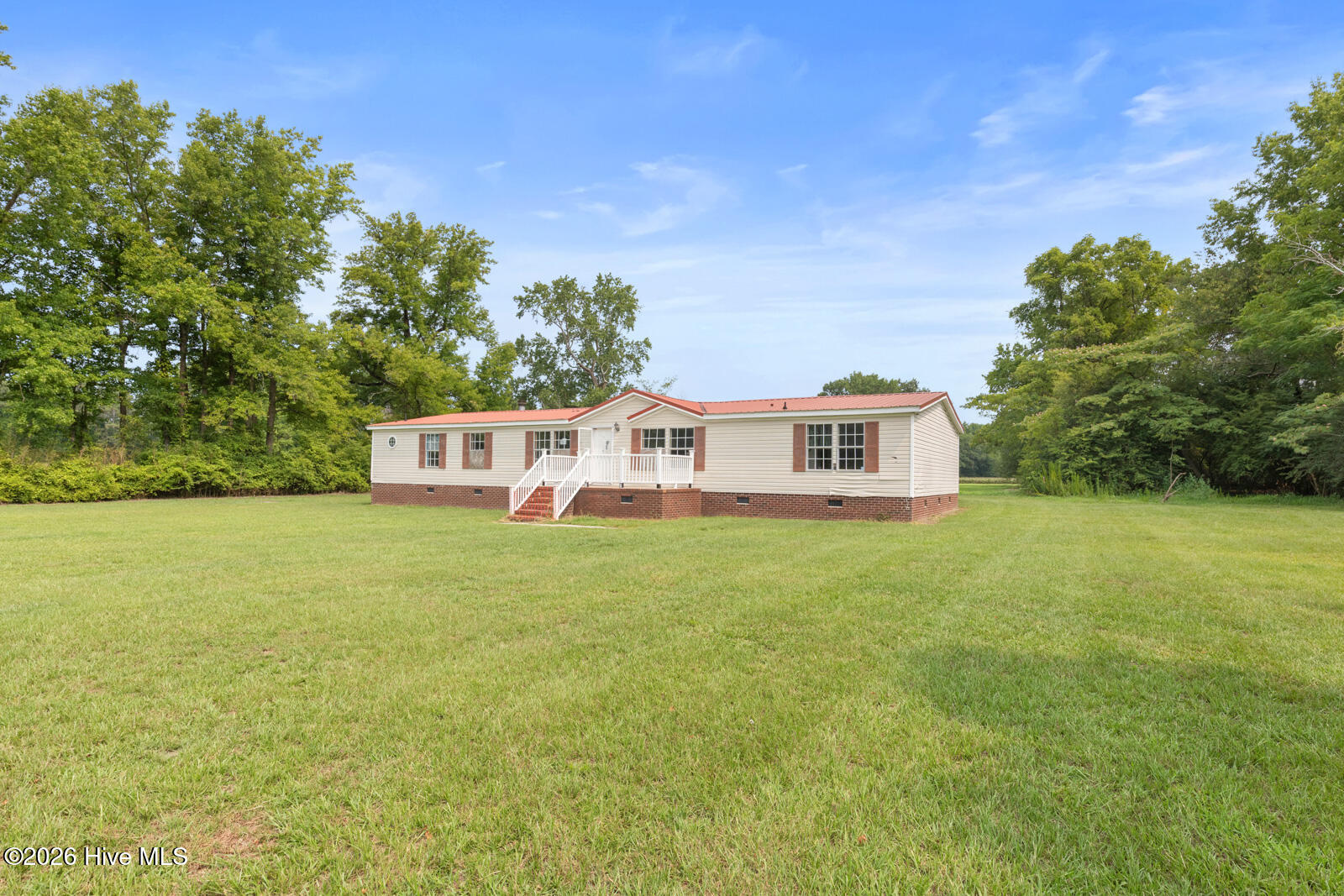 1127 N Nc 11 Highway — photo
