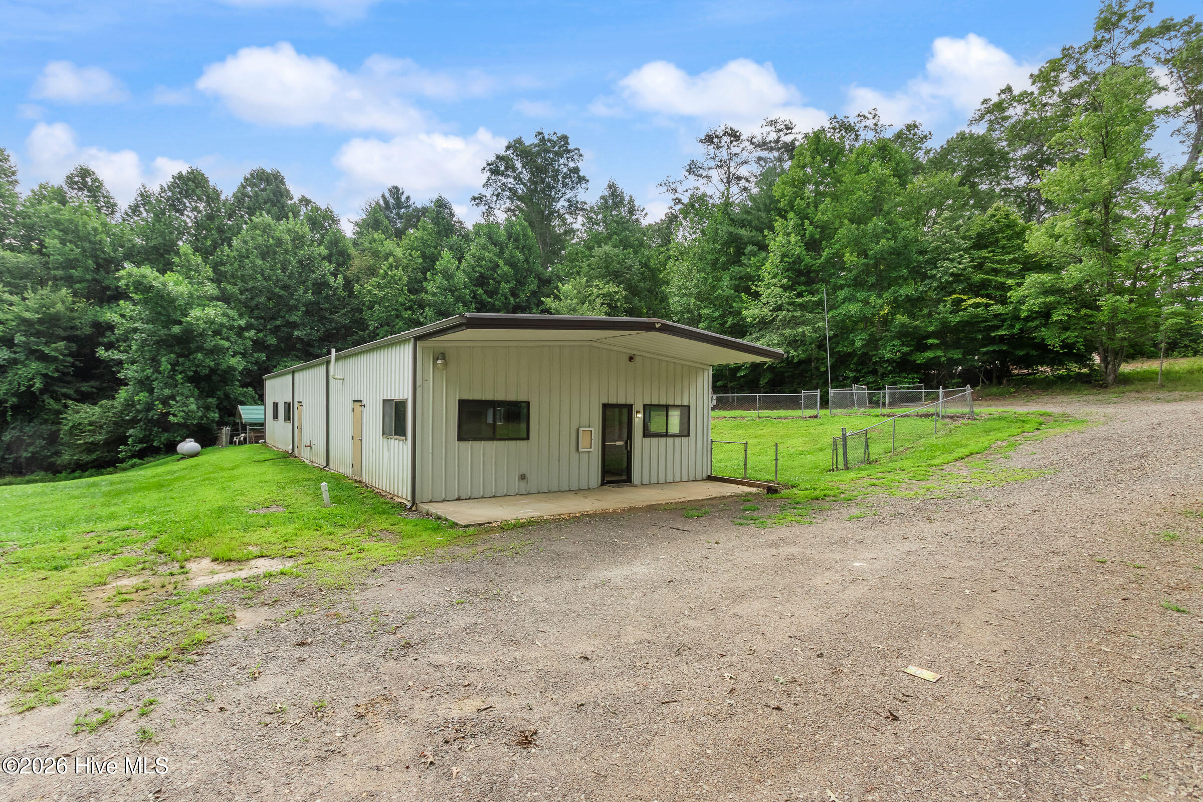 125 Gold Branch Road — photo
