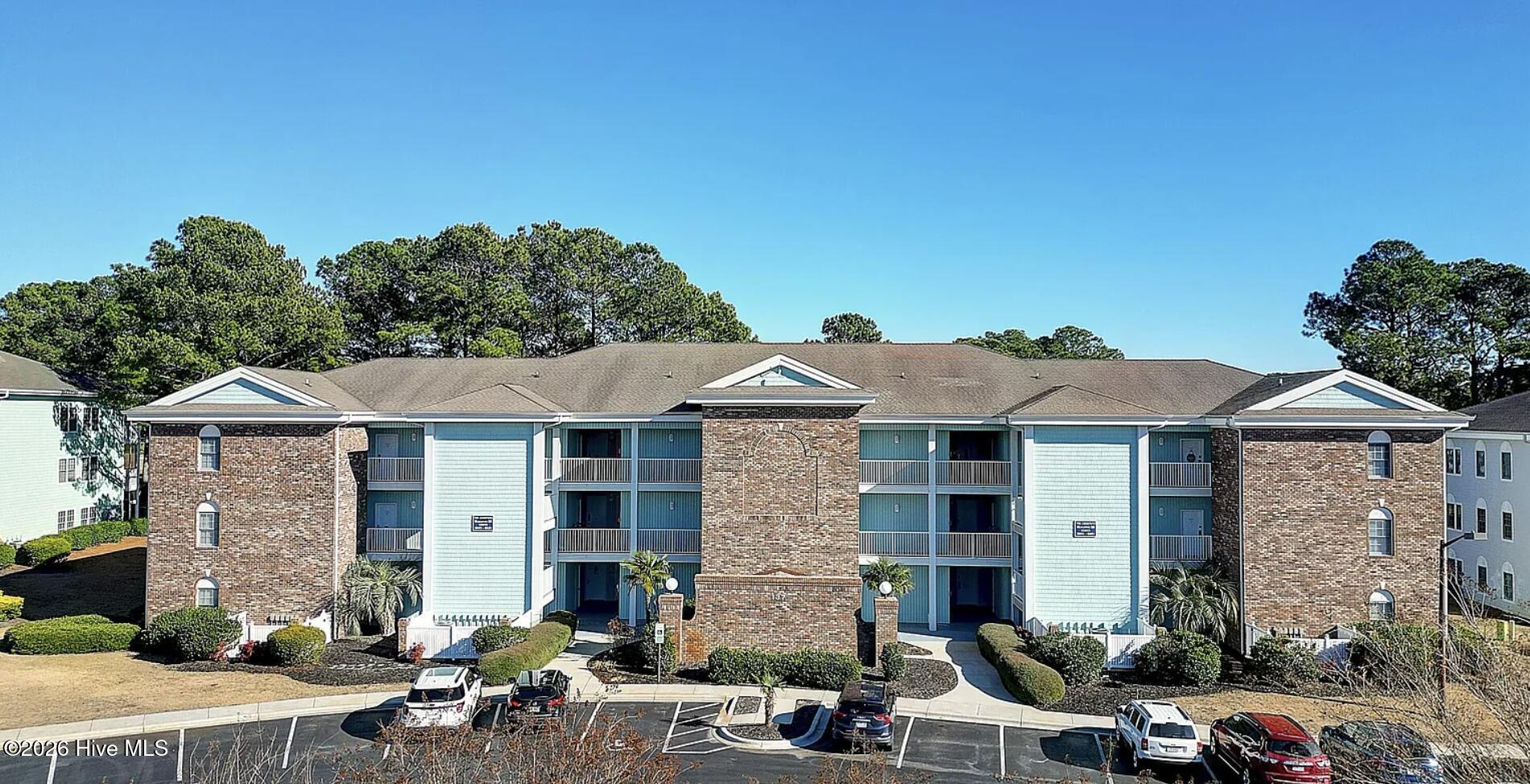 137 Avian Drive SW 3520 — photo