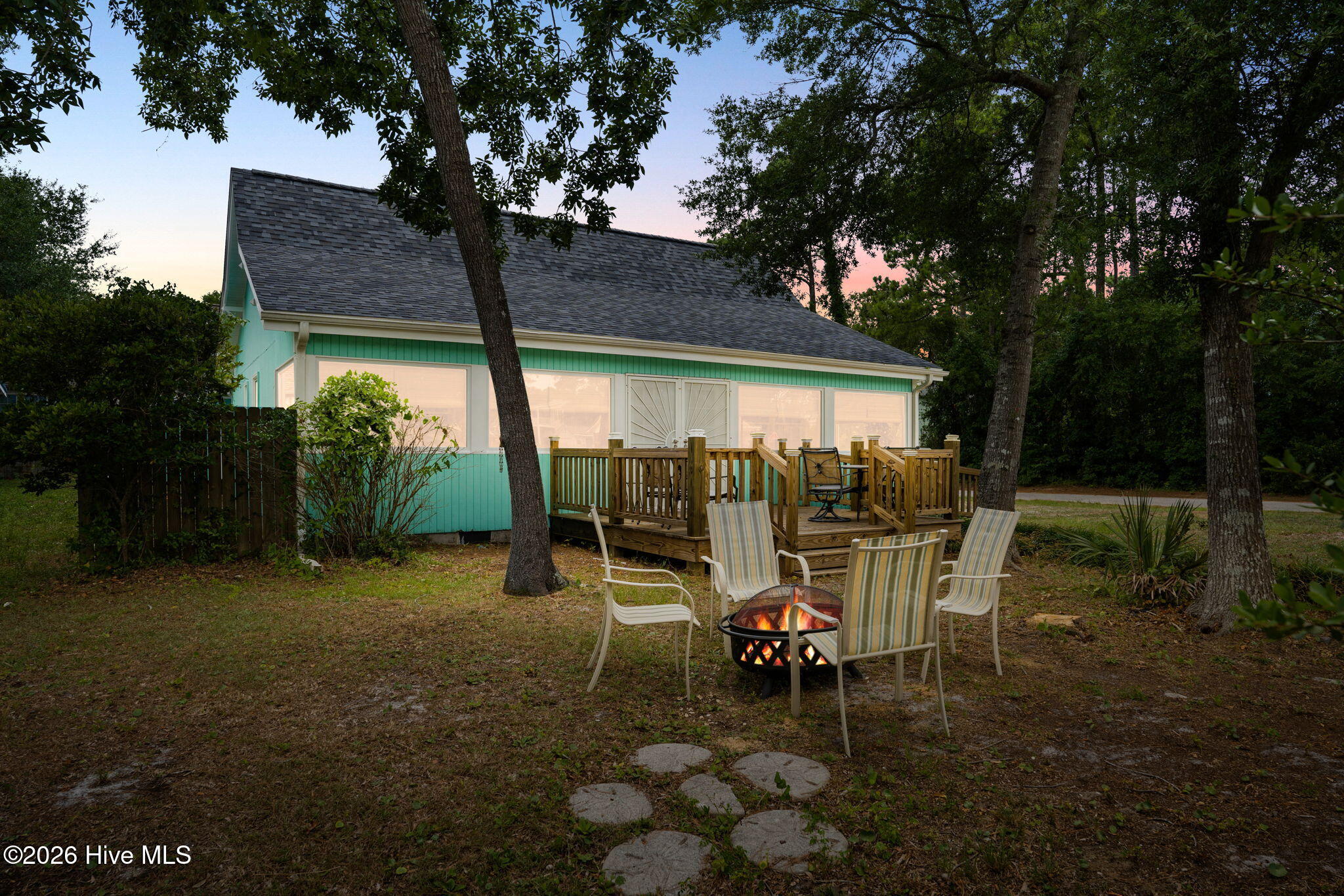 1101 E Oak Island Drive — photo