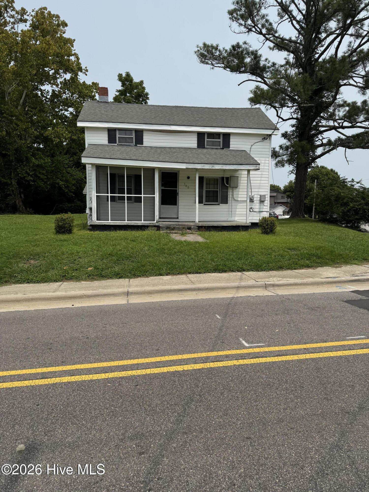 300 Dr Martin Luther King Jr Avenue — photo