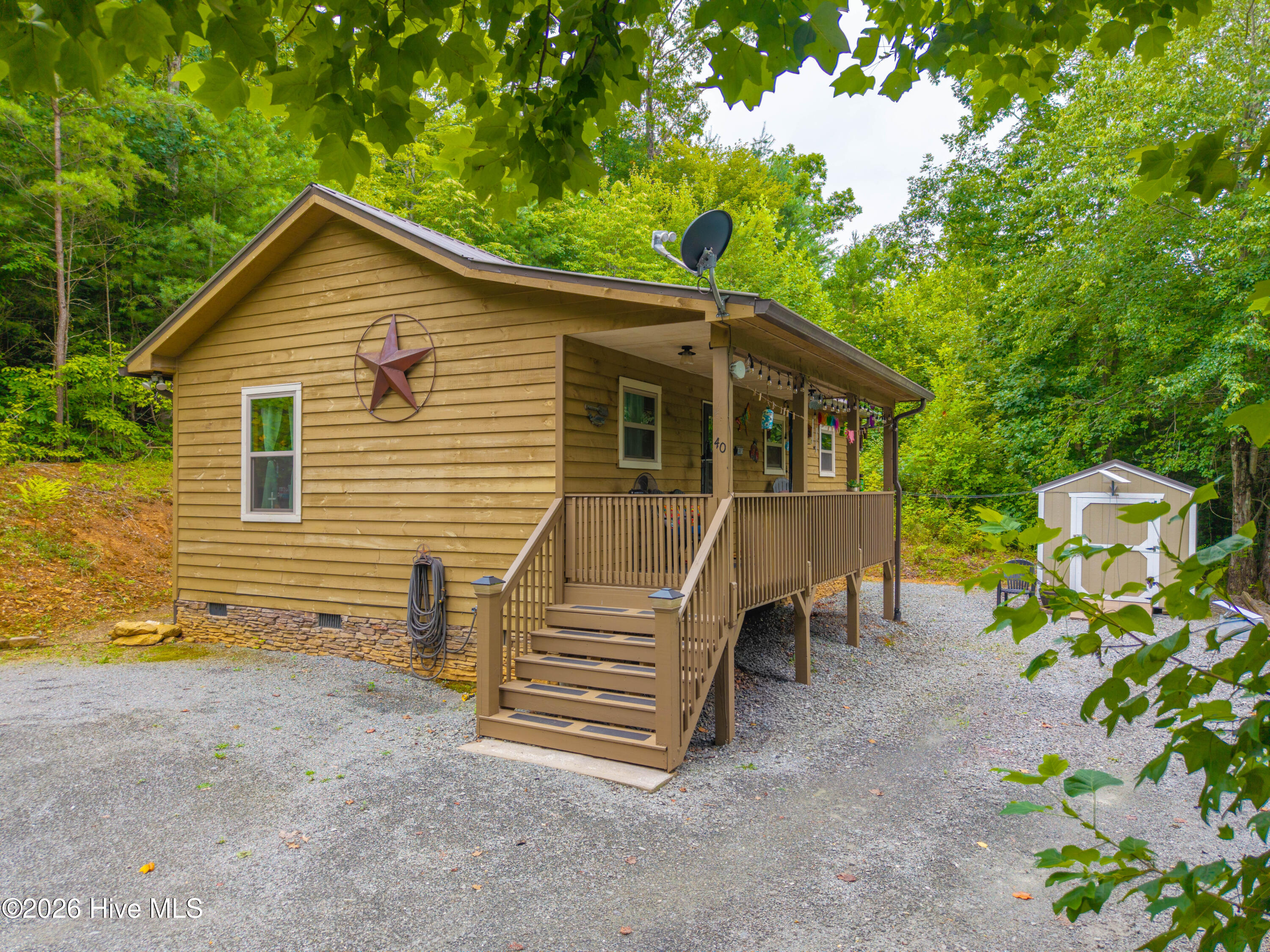 40 Refuge Ridge Road — photo