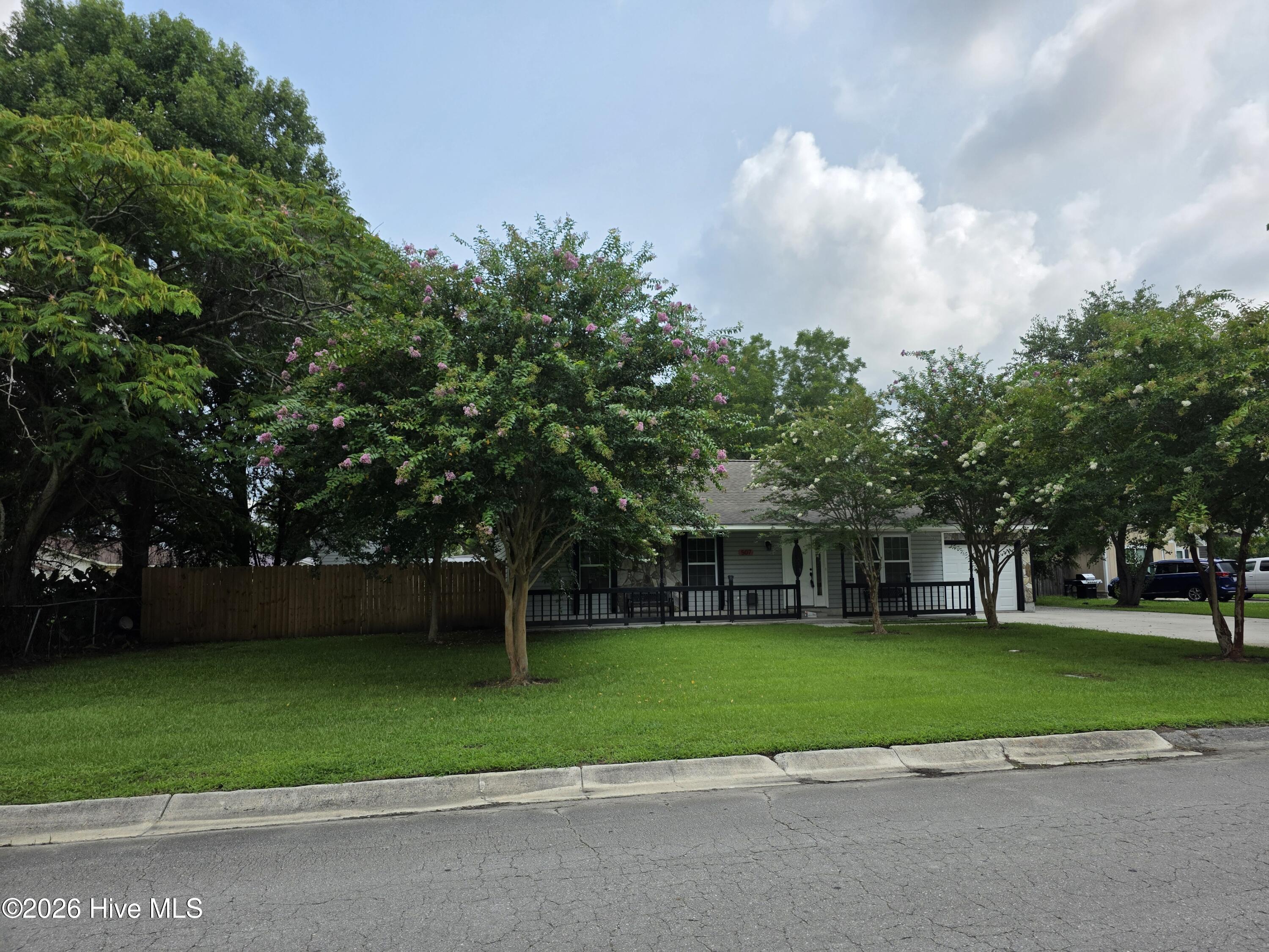 507 Fox Run Road — photo