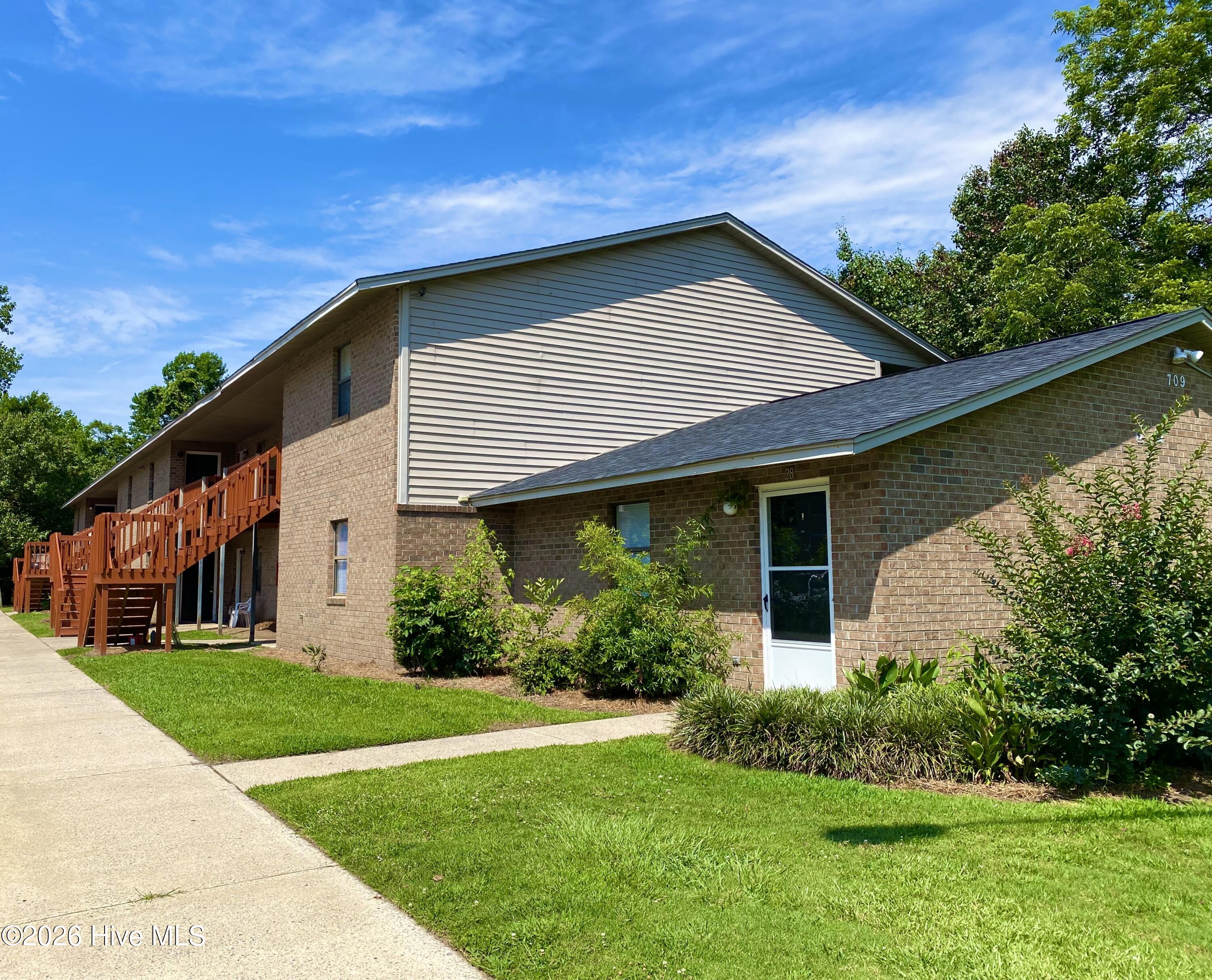 709 Patton Circle 35 — photo