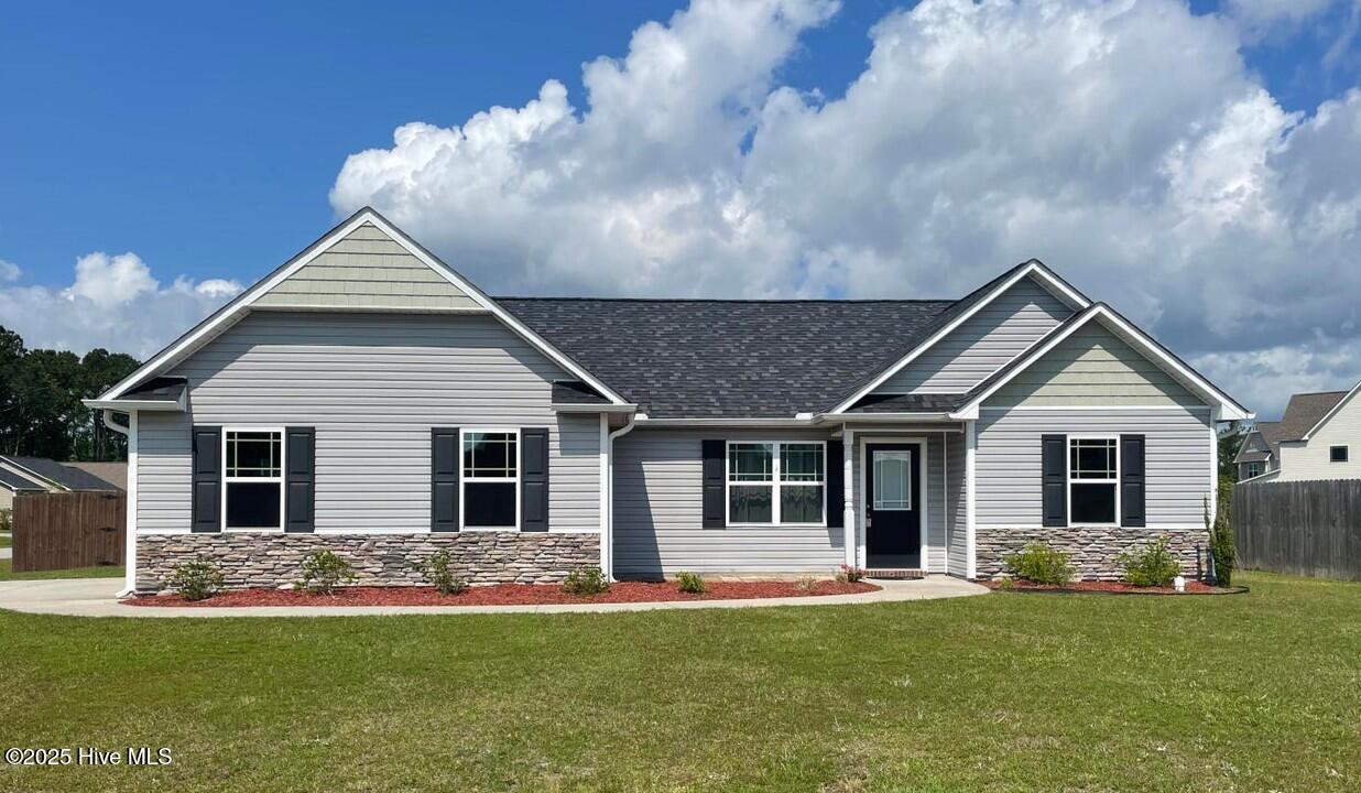 233 Breakwater Drive — photo