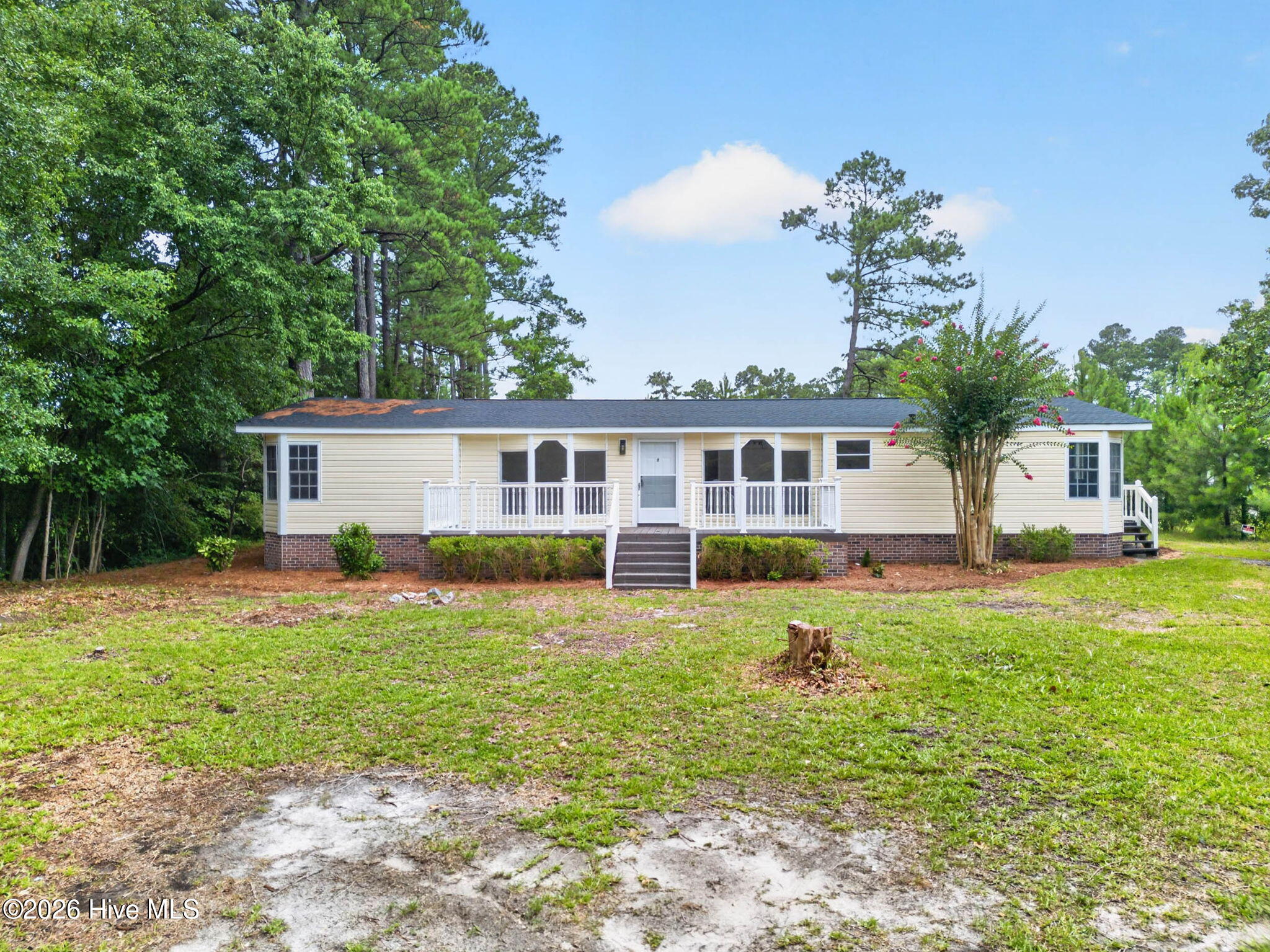 1209 Hickman Road NW — photo