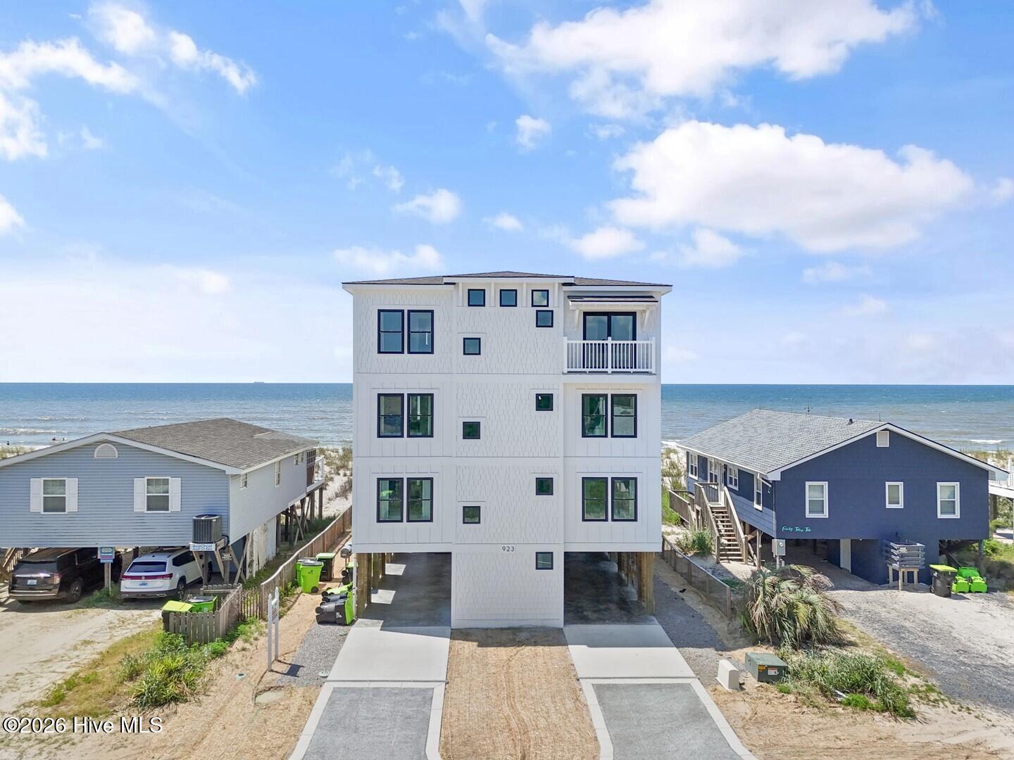 923 E Beach Drive — photo