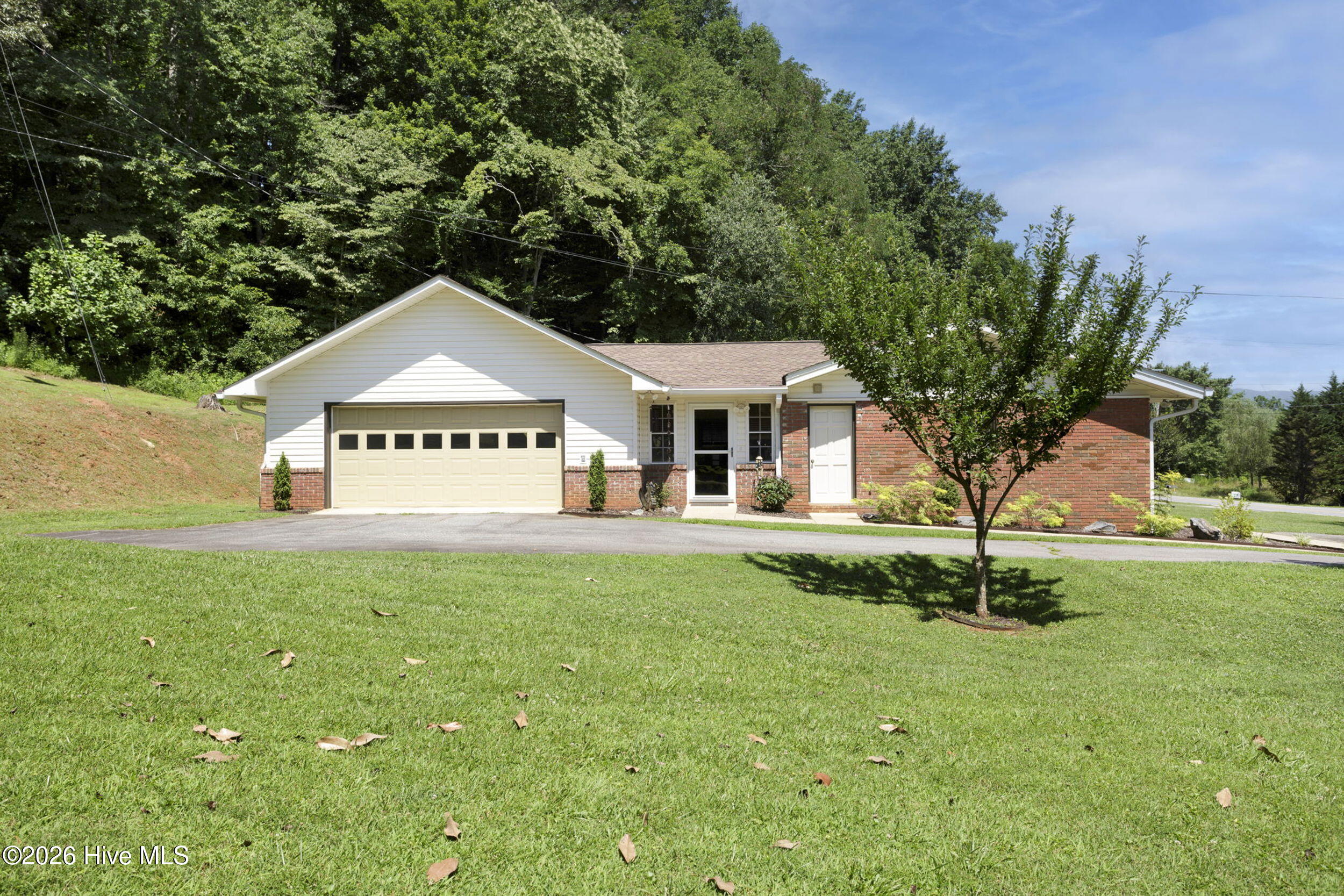 1654 Myers Chapel Road — photo