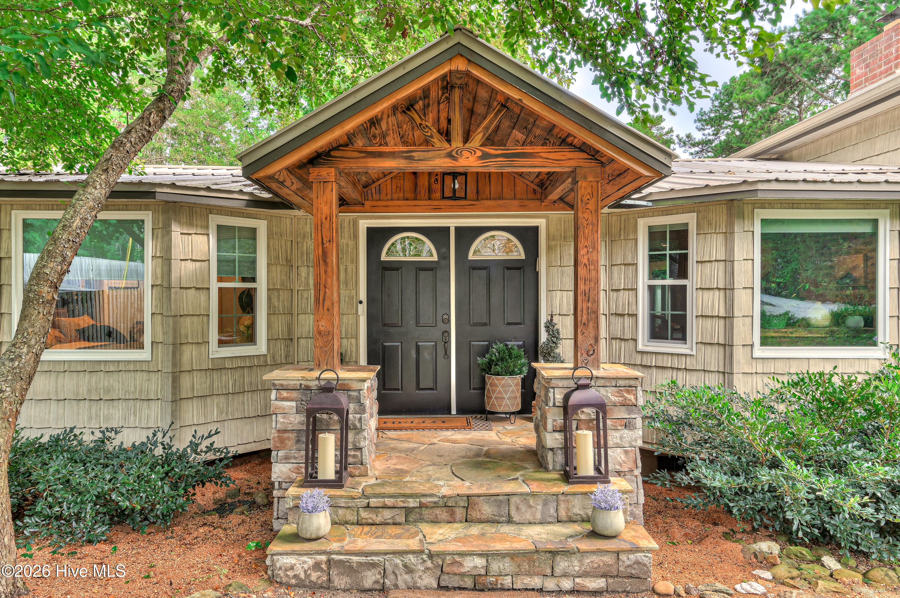 1026 Elm Drive — photo