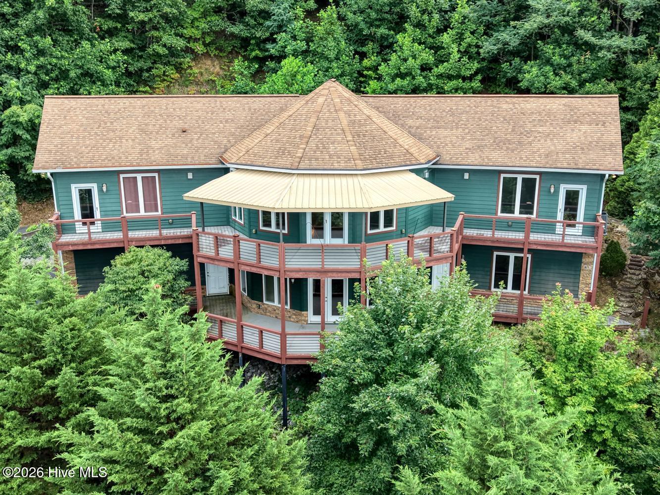 645 Outlook Road — photo