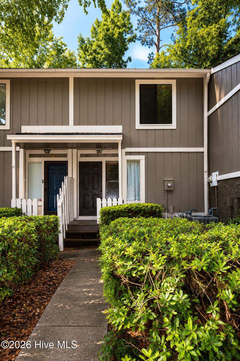 465 Forest Hills Drive — photo