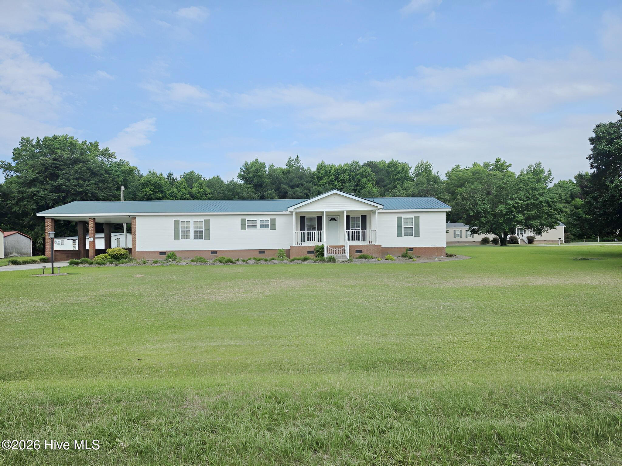 38 Banks Road — photo