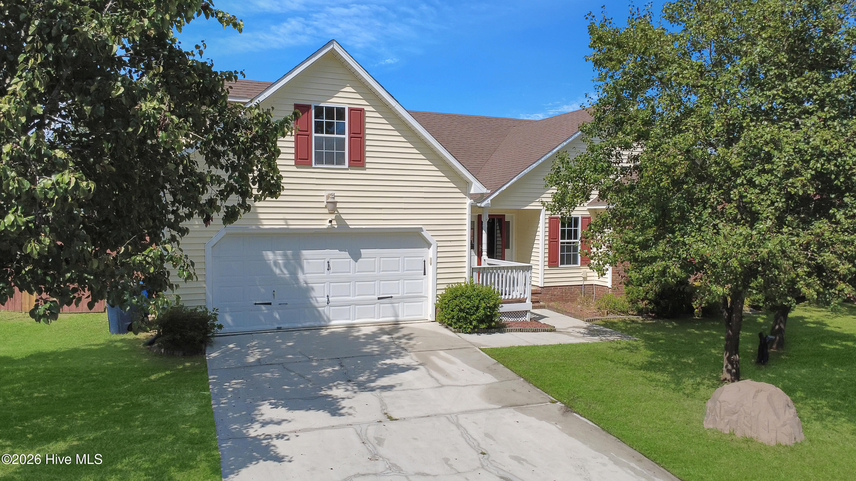 102 Winfall Court — photo