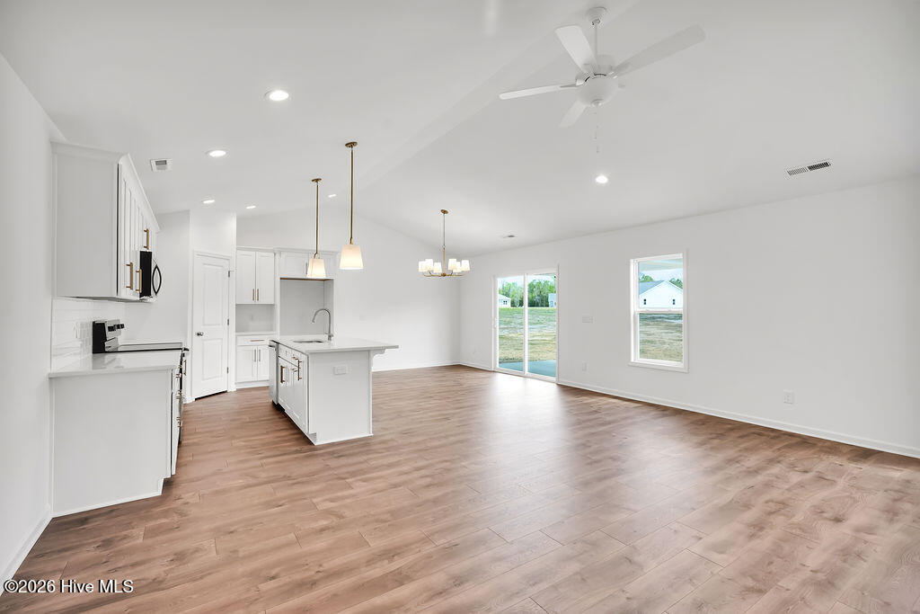 307 Riva Ridge, Burgaw, NC 28425 — photo 3