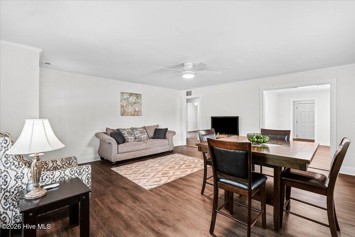 601 E 8th Street, Washington, NC 27889 — photo 2