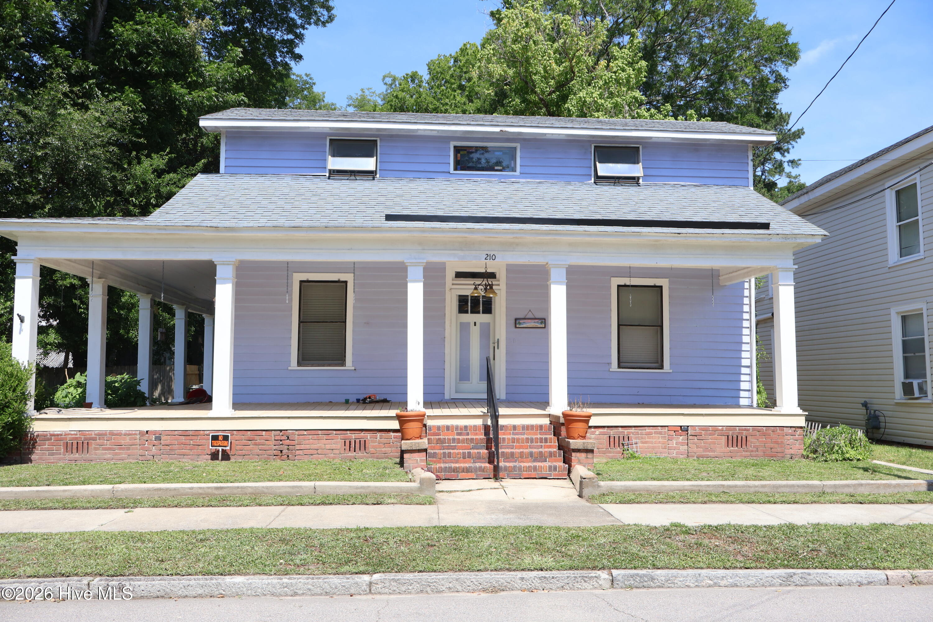 210 N Harvey Street — photo