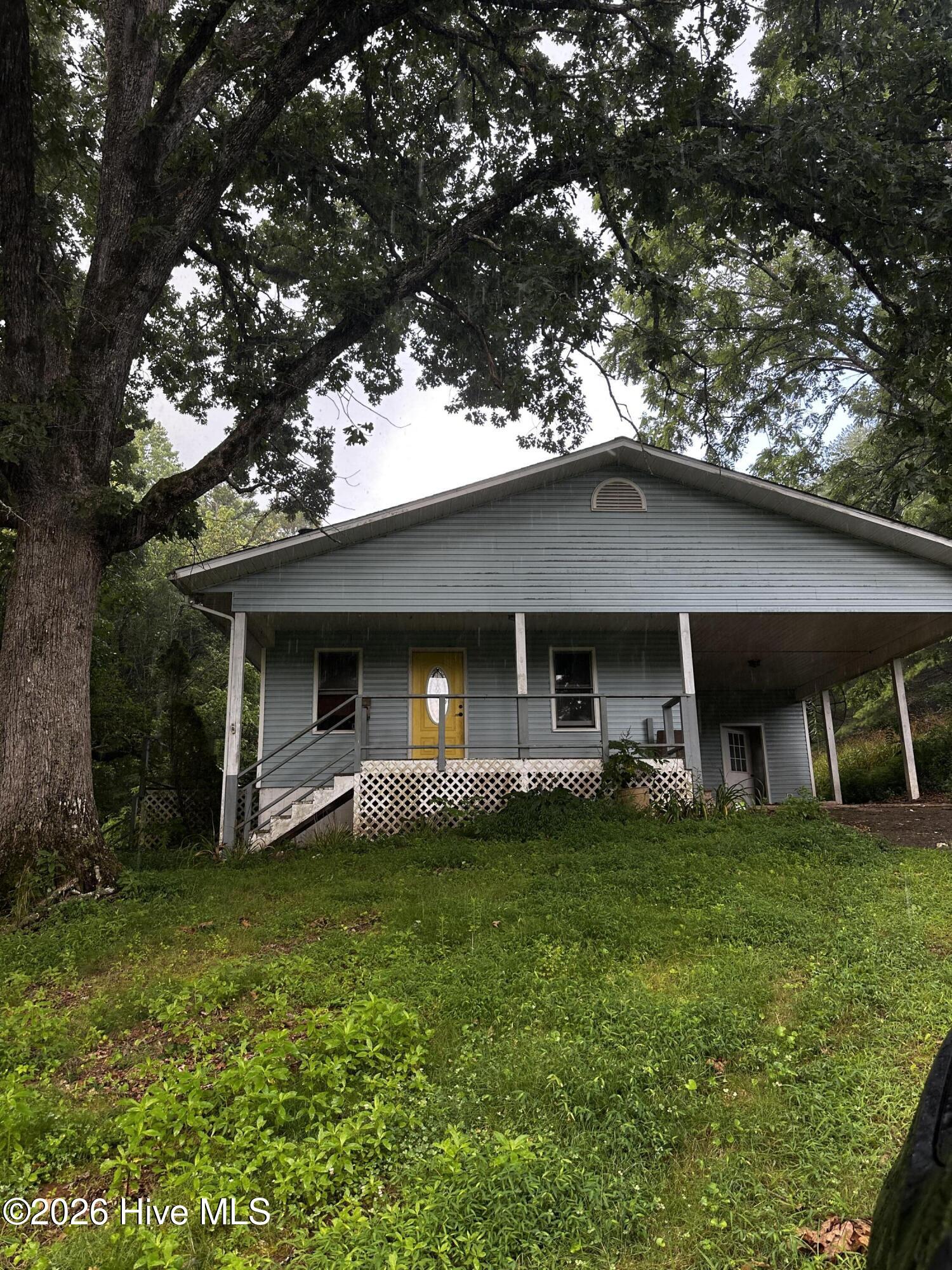 1634 Crisp Road — photo