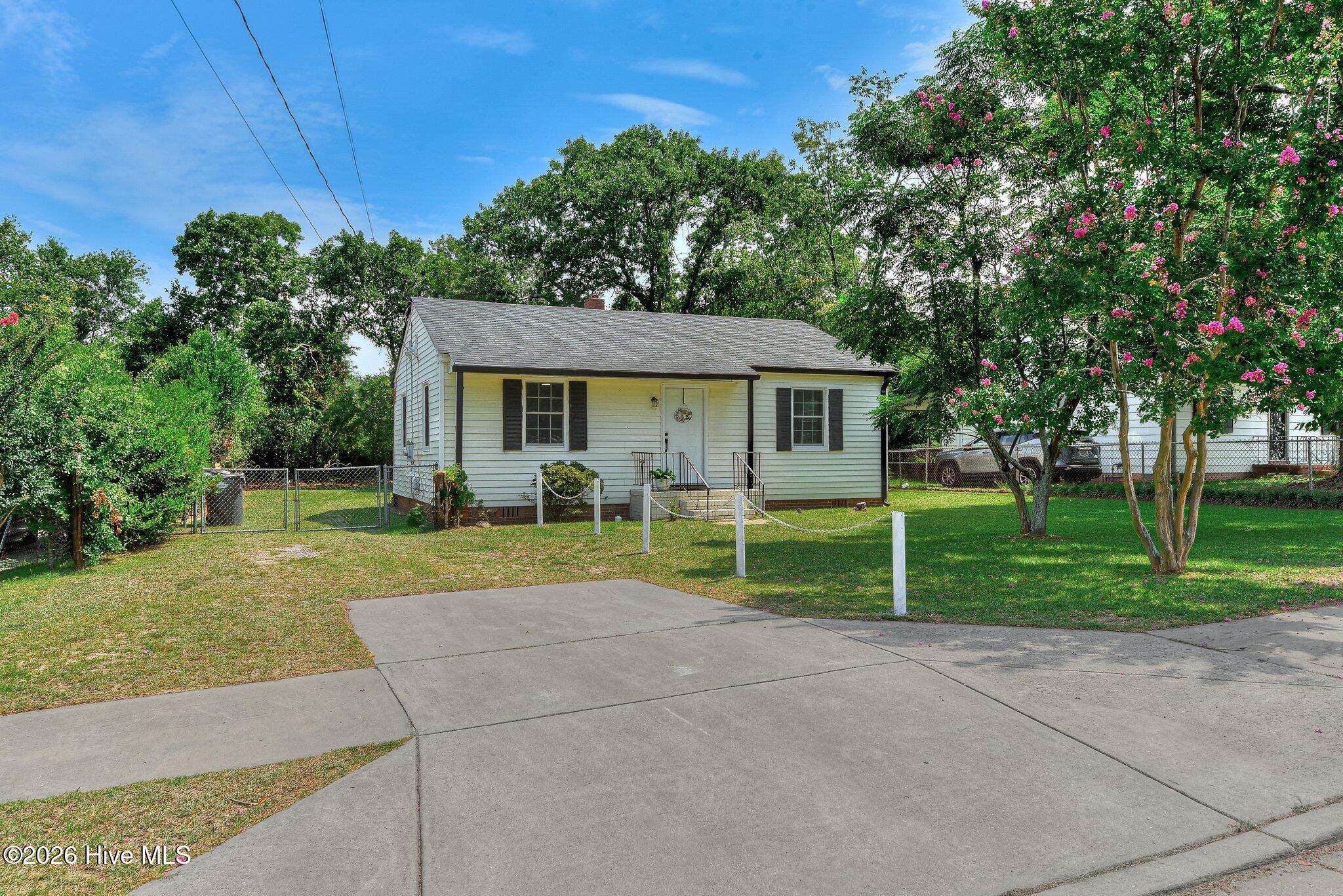 2529 Sheraton Drive — photo