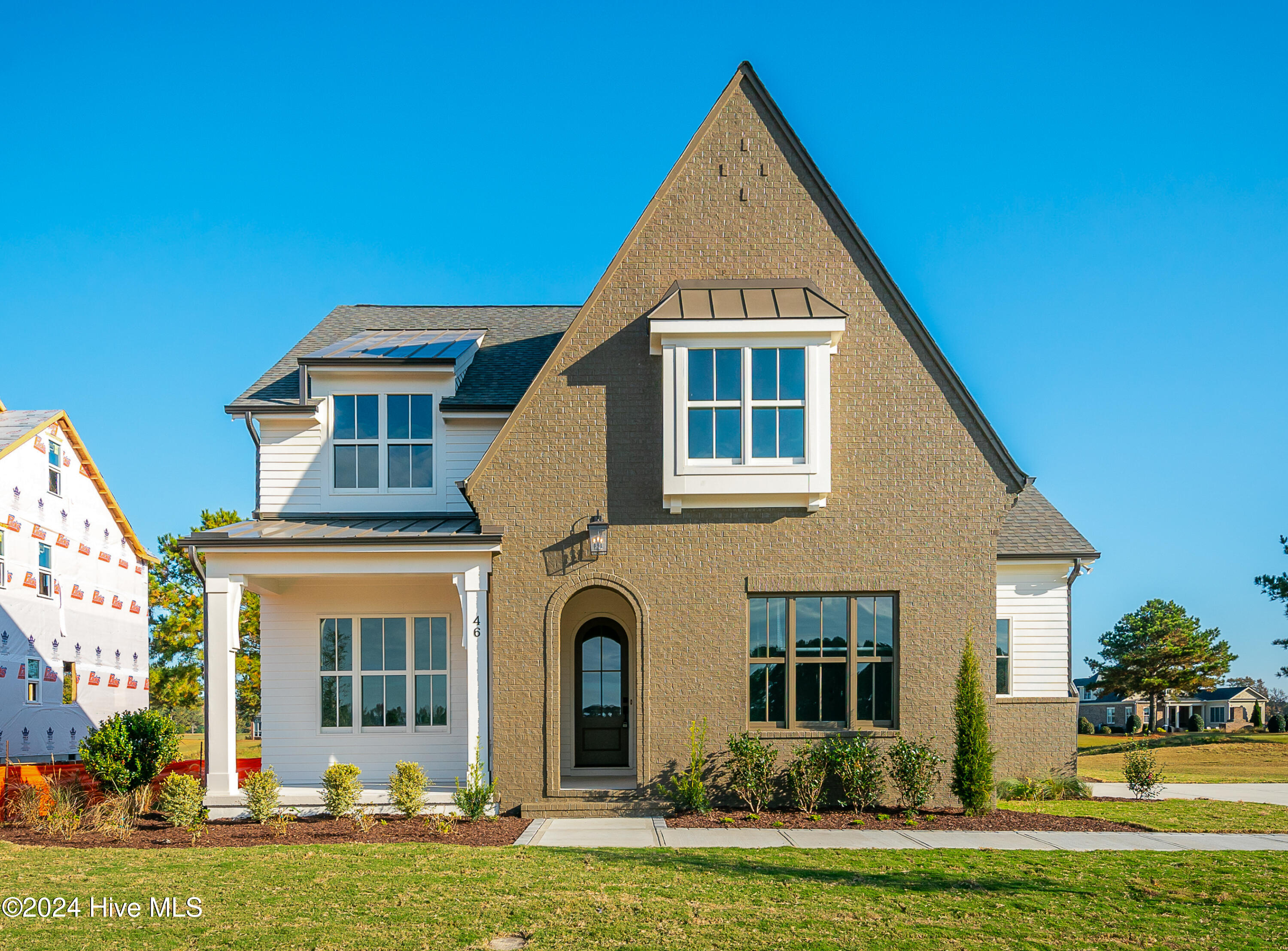 46 Pine Tree Point — photo