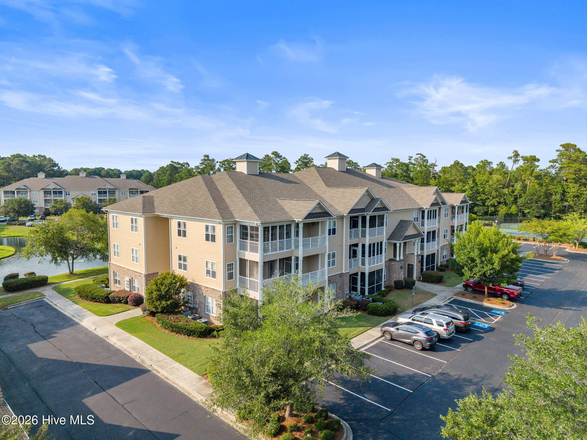 235 Woodlands Way NW Unit 14 — photo