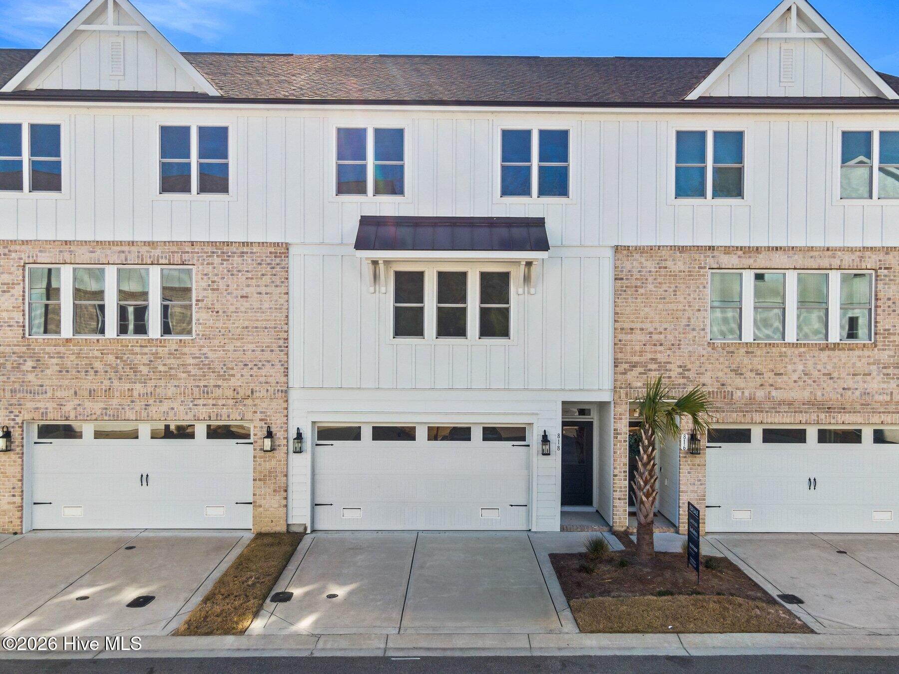 818 Anchors Bend Way — photo