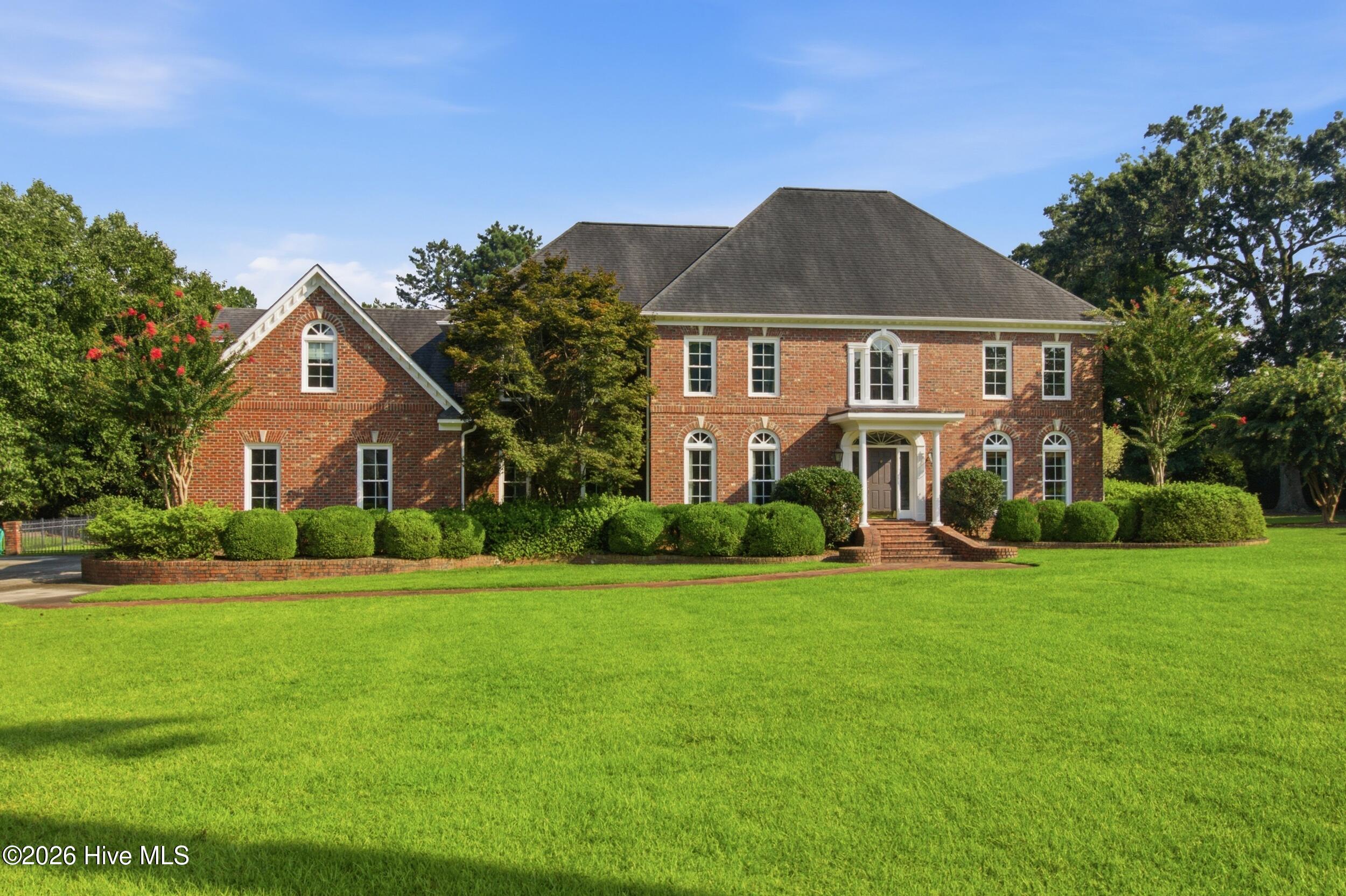 1107 Country Club Drive — photo
