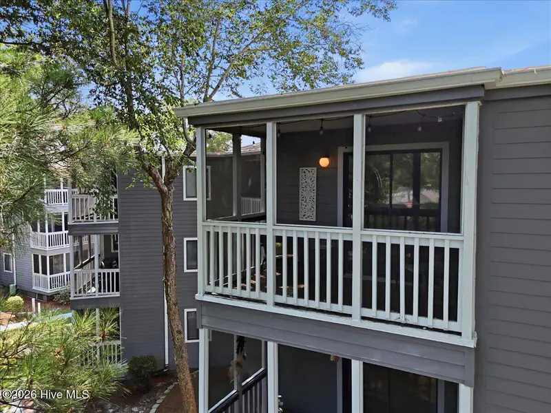 10170 Beach Drive SW Unit 3305 — photo