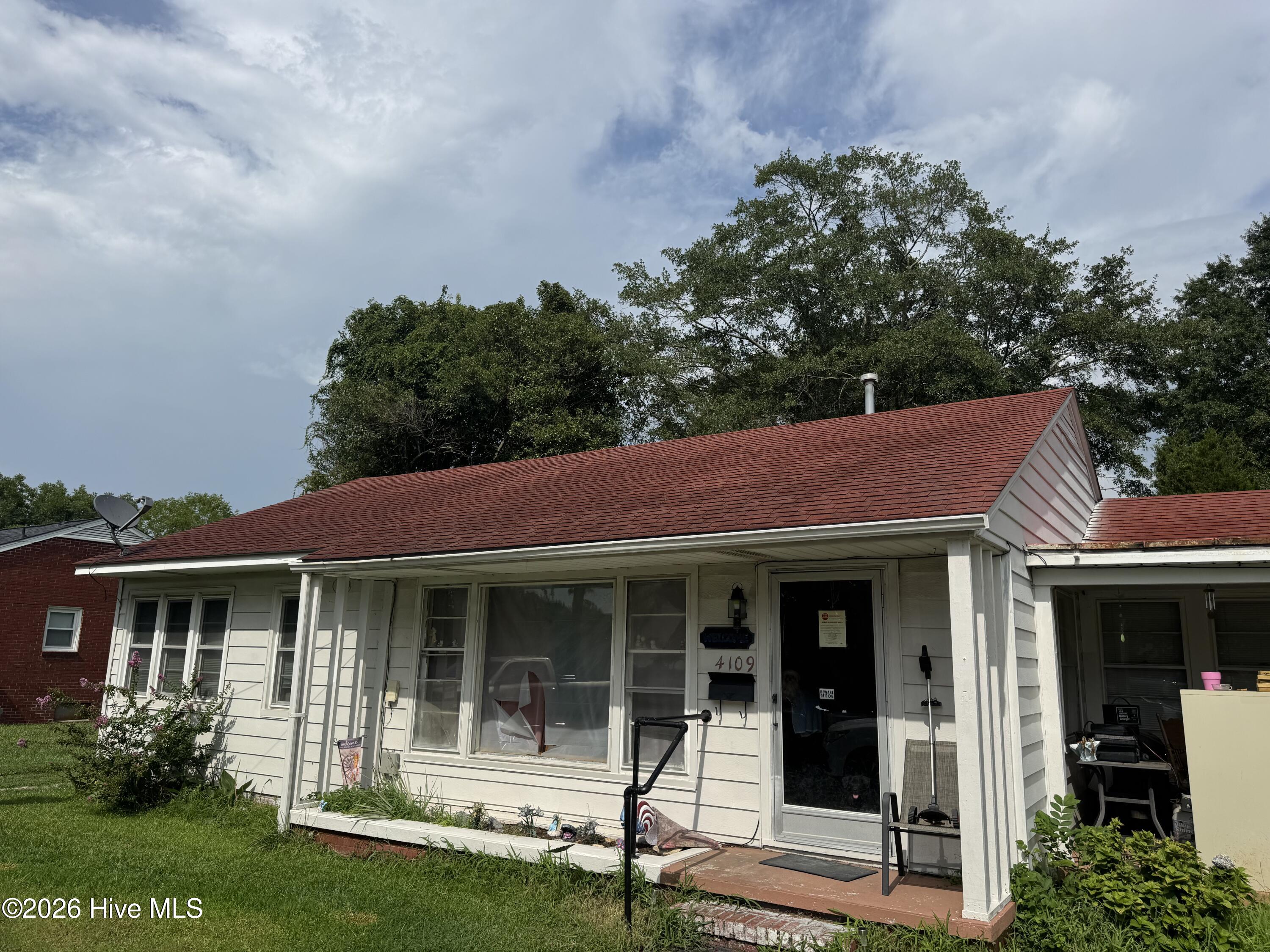 4109 Lee Street — photo