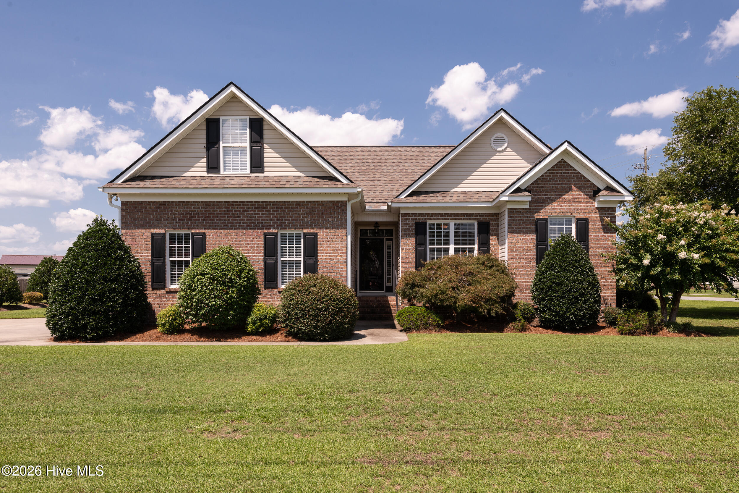 395 Laurie Ellis Road — photo