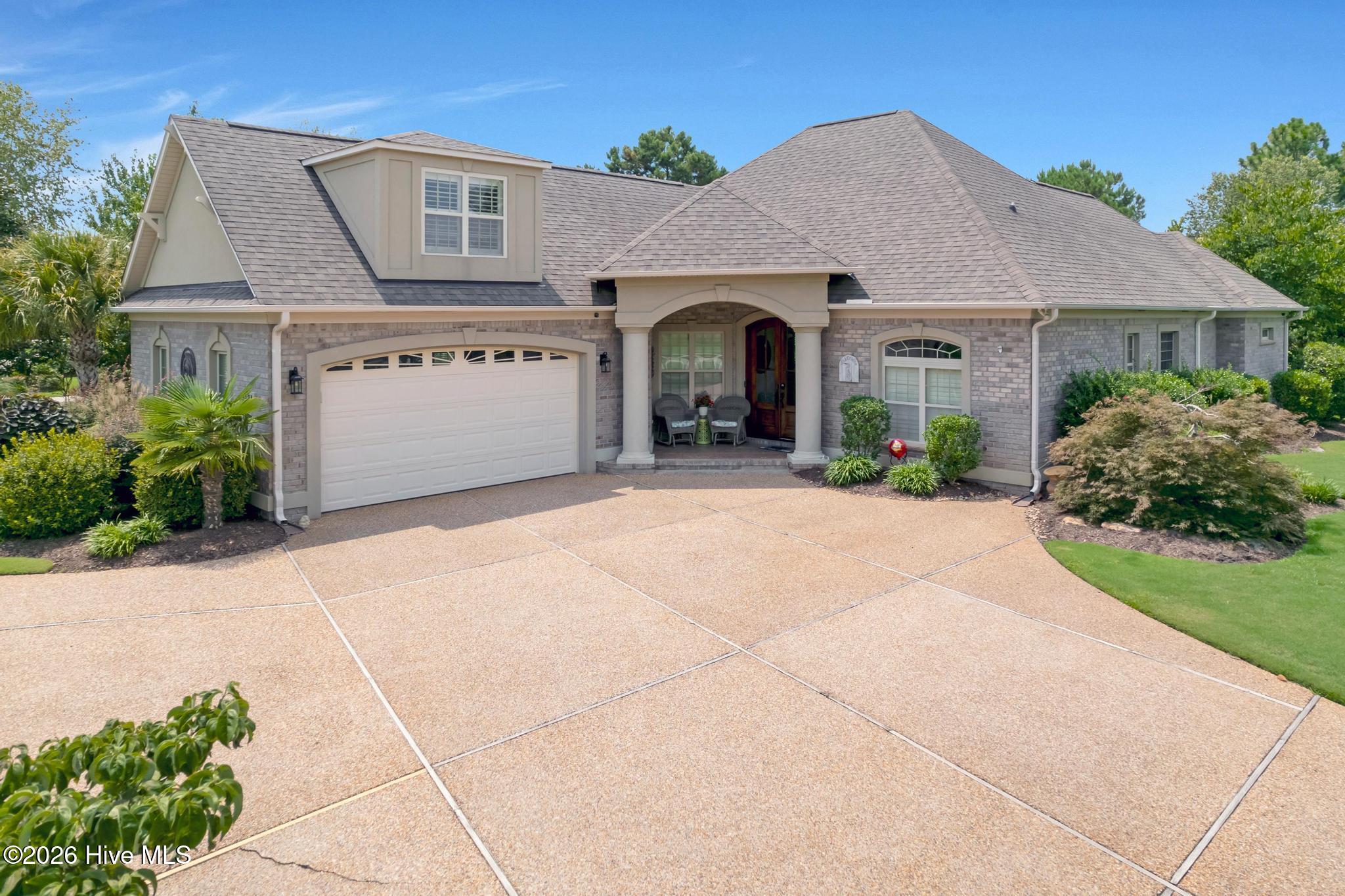 2474 Sugargrove Trail NE — photo