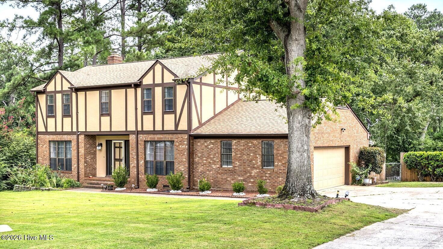 124 Wood Creek Drive — photo