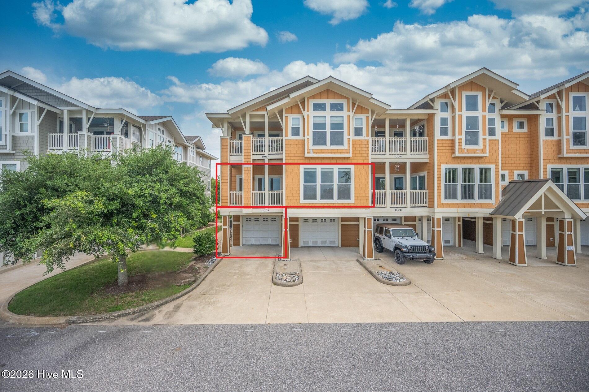 100 Mercedes Court a — photo