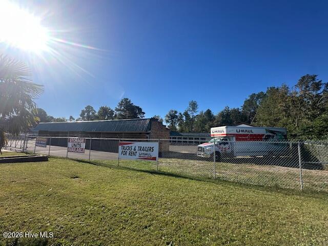 2804 Tobacco Road — photo