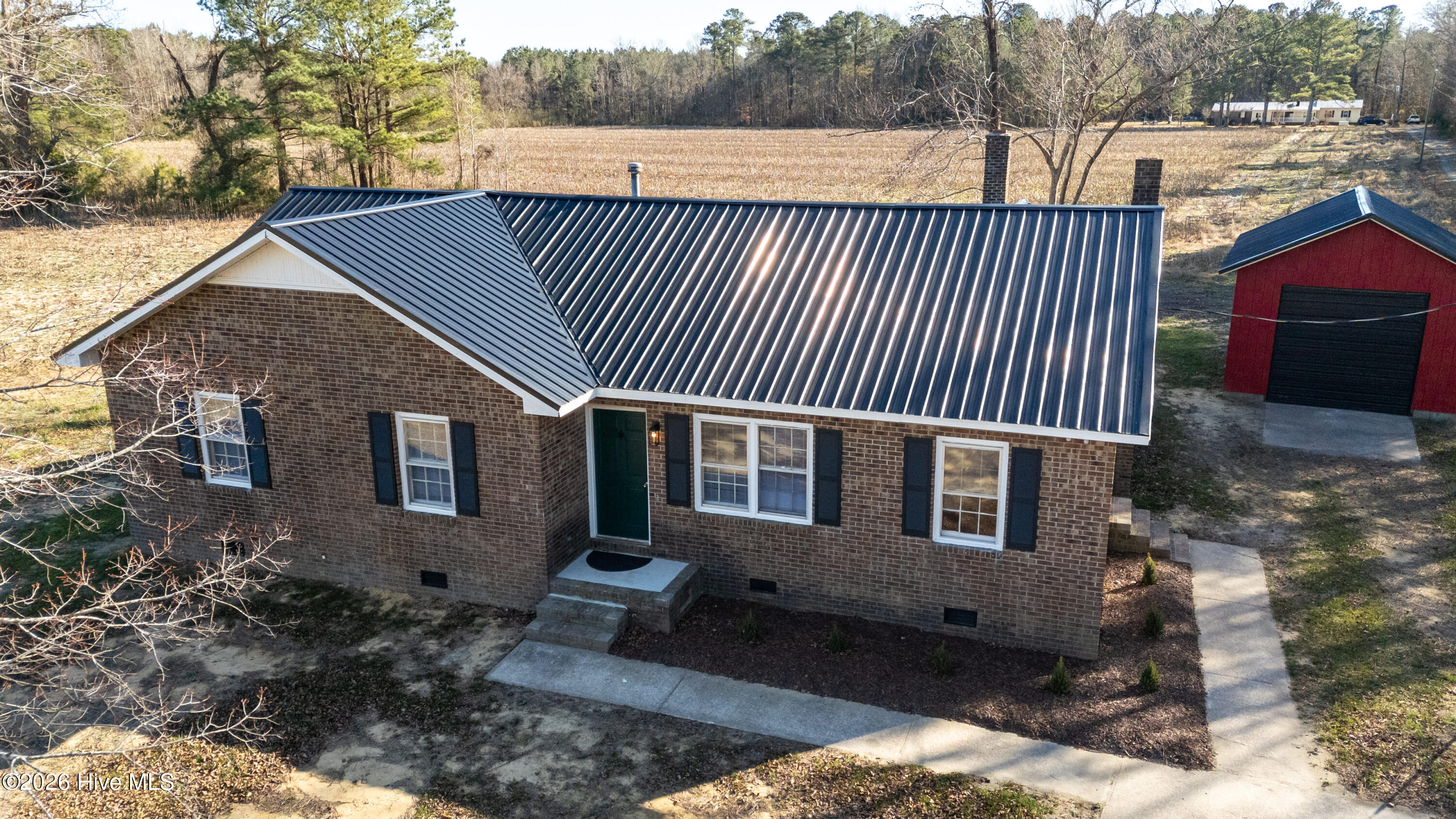 702 Jones White Road — photo