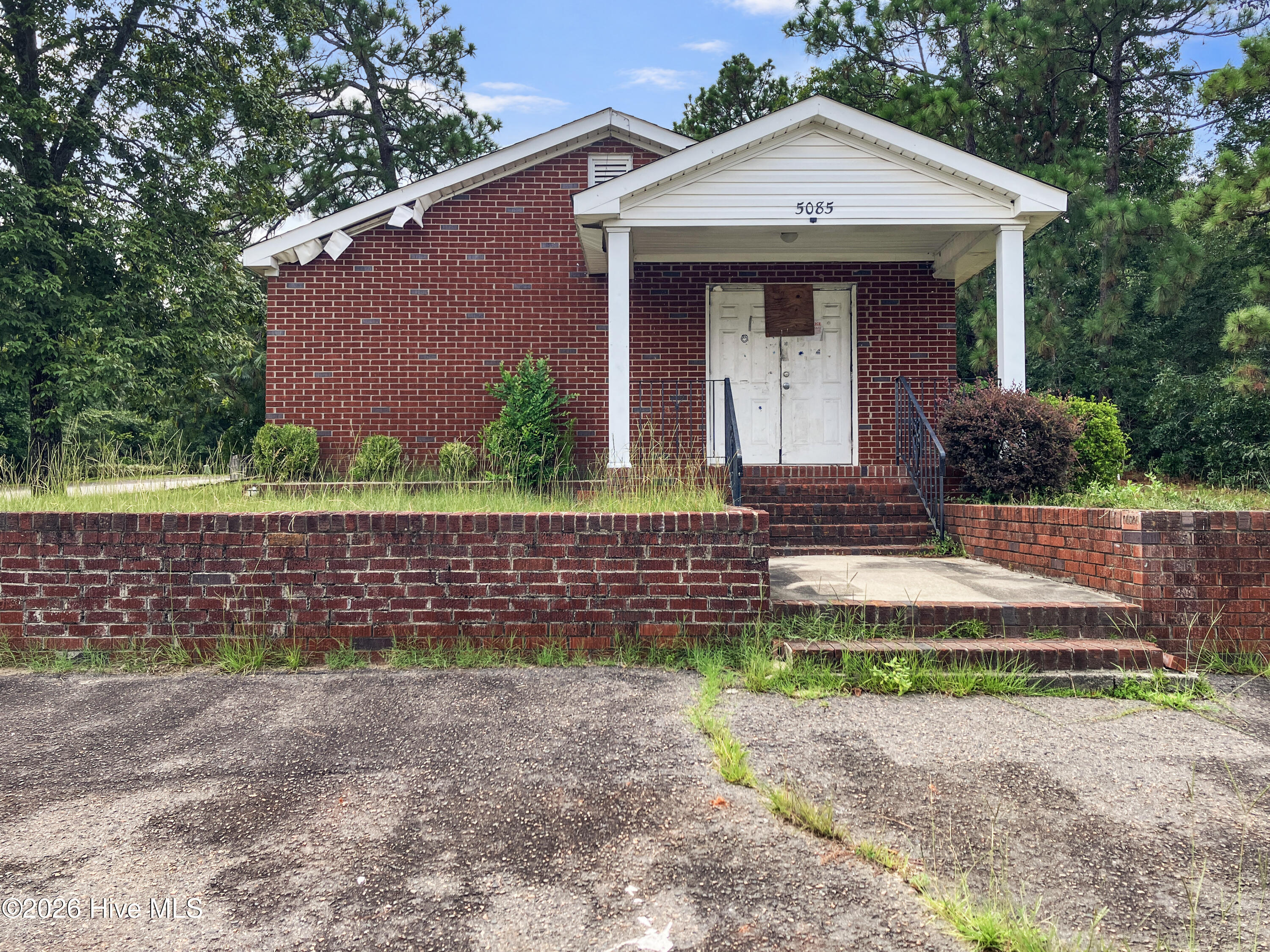 5085 Whiskey Road — photo
