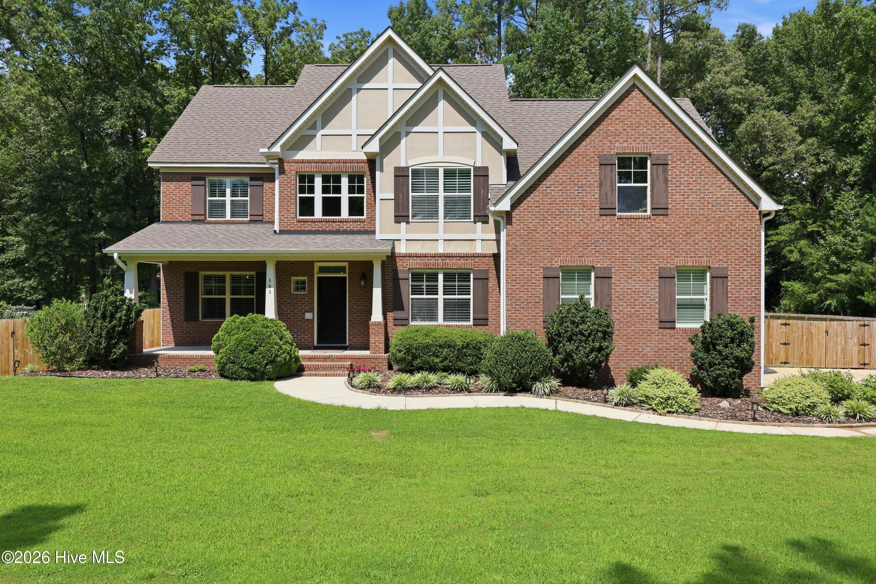 165 Glenmoor Drive — photo