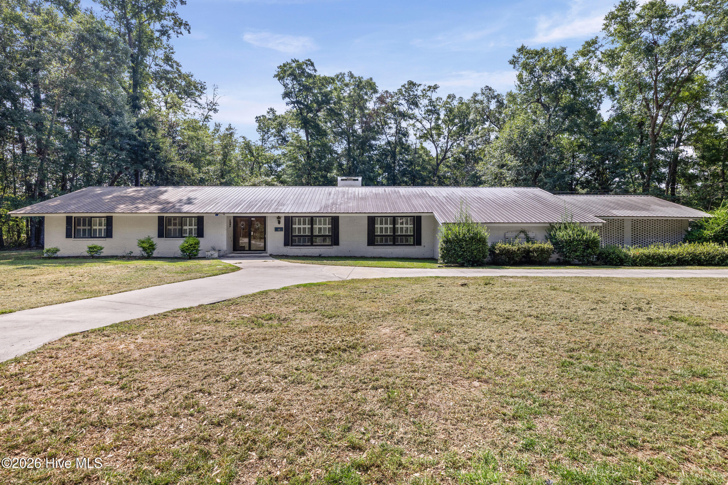 203 Helen Street — photo