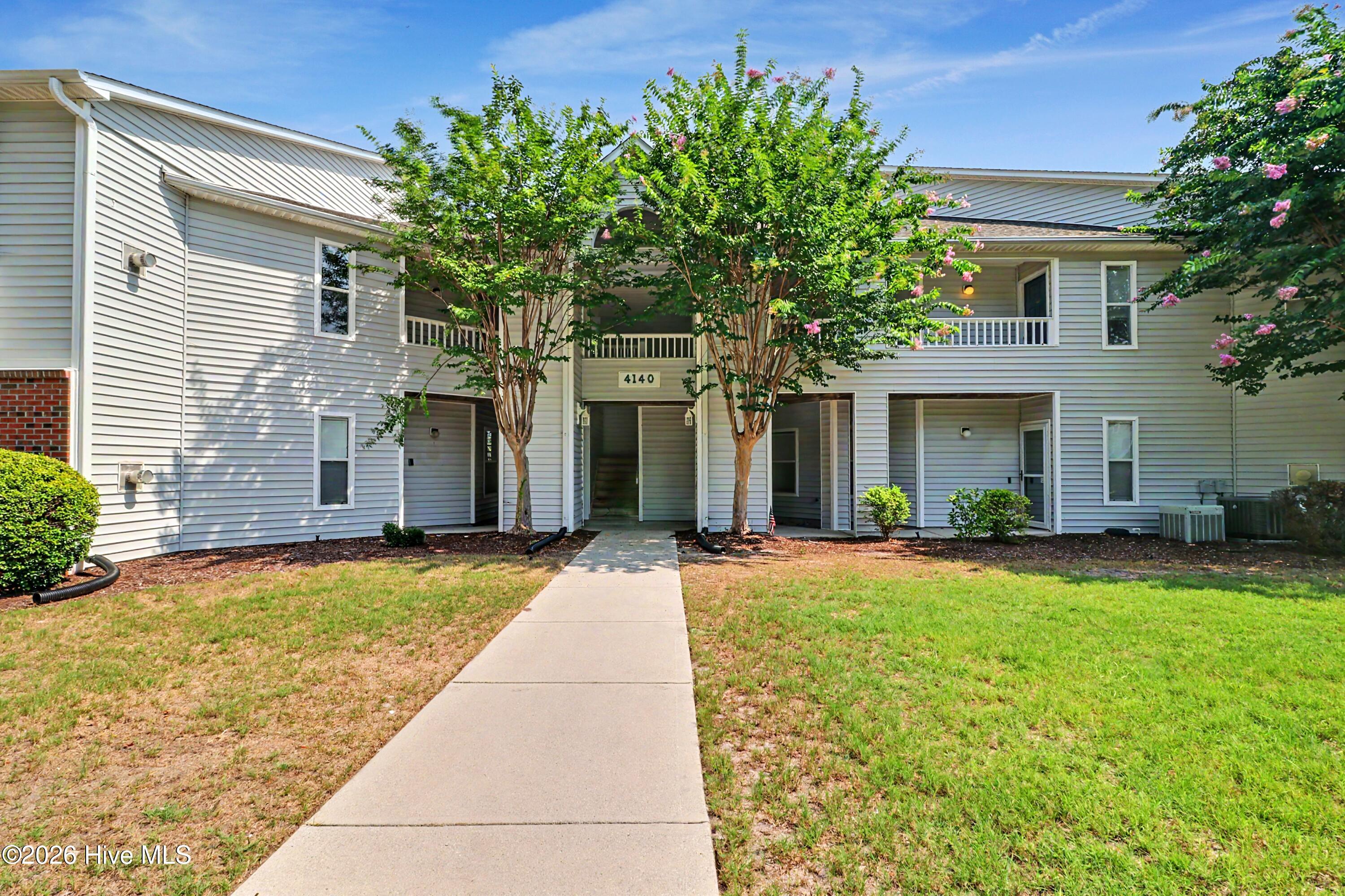 4140 Breezewood Drive Unit 104 — photo