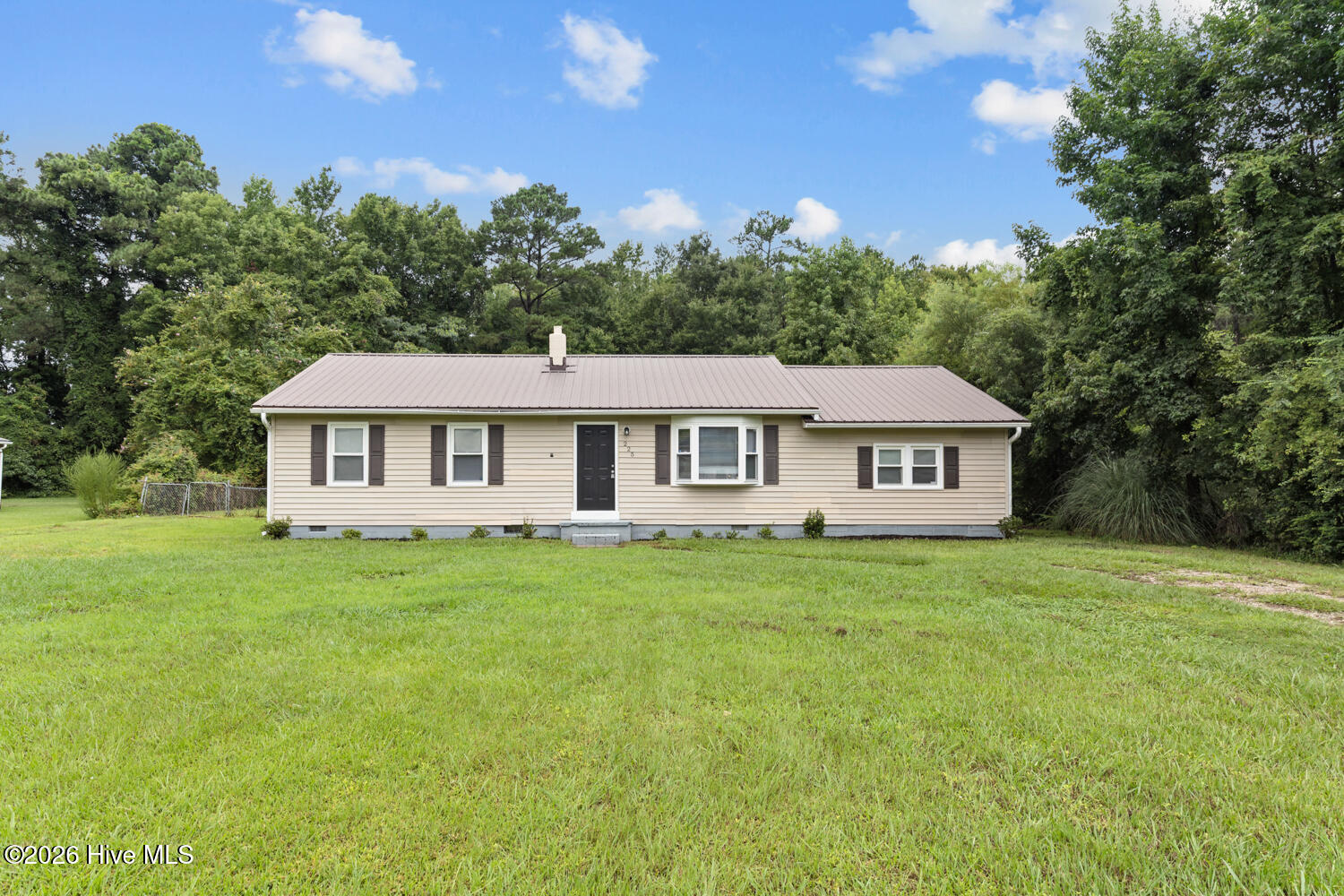 225 Lakewood Drive — photo