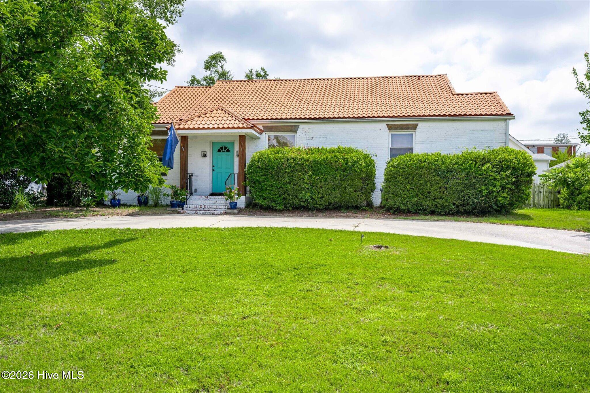 1005 West Avenue — photo