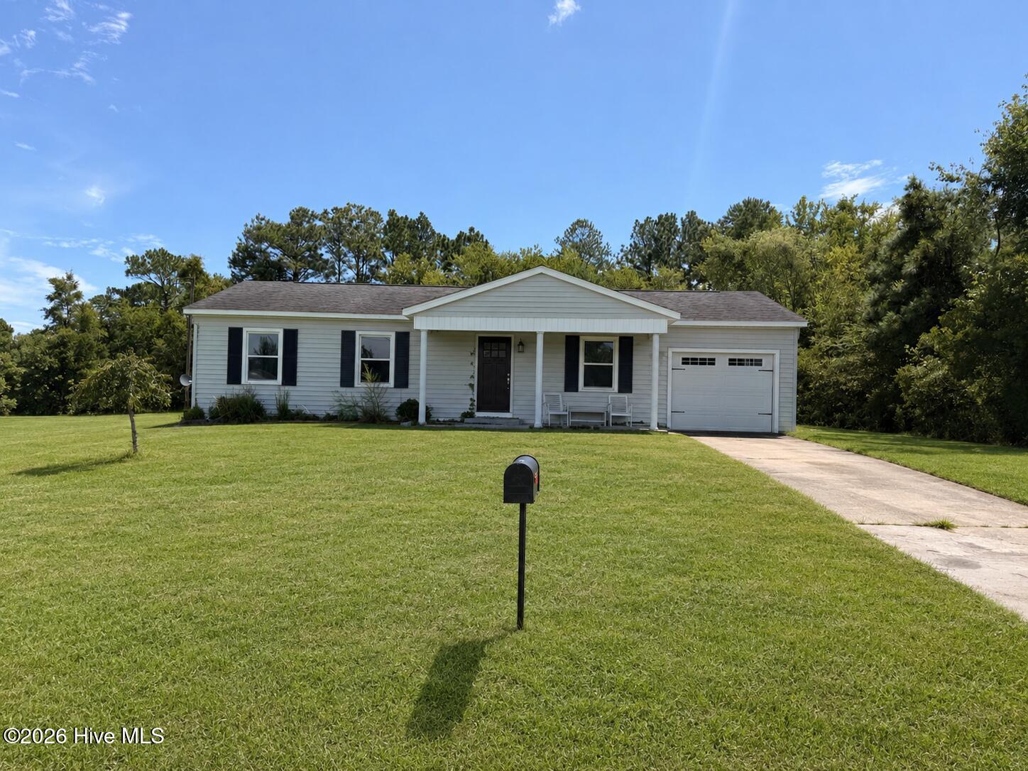 5 Crown Point Road — photo