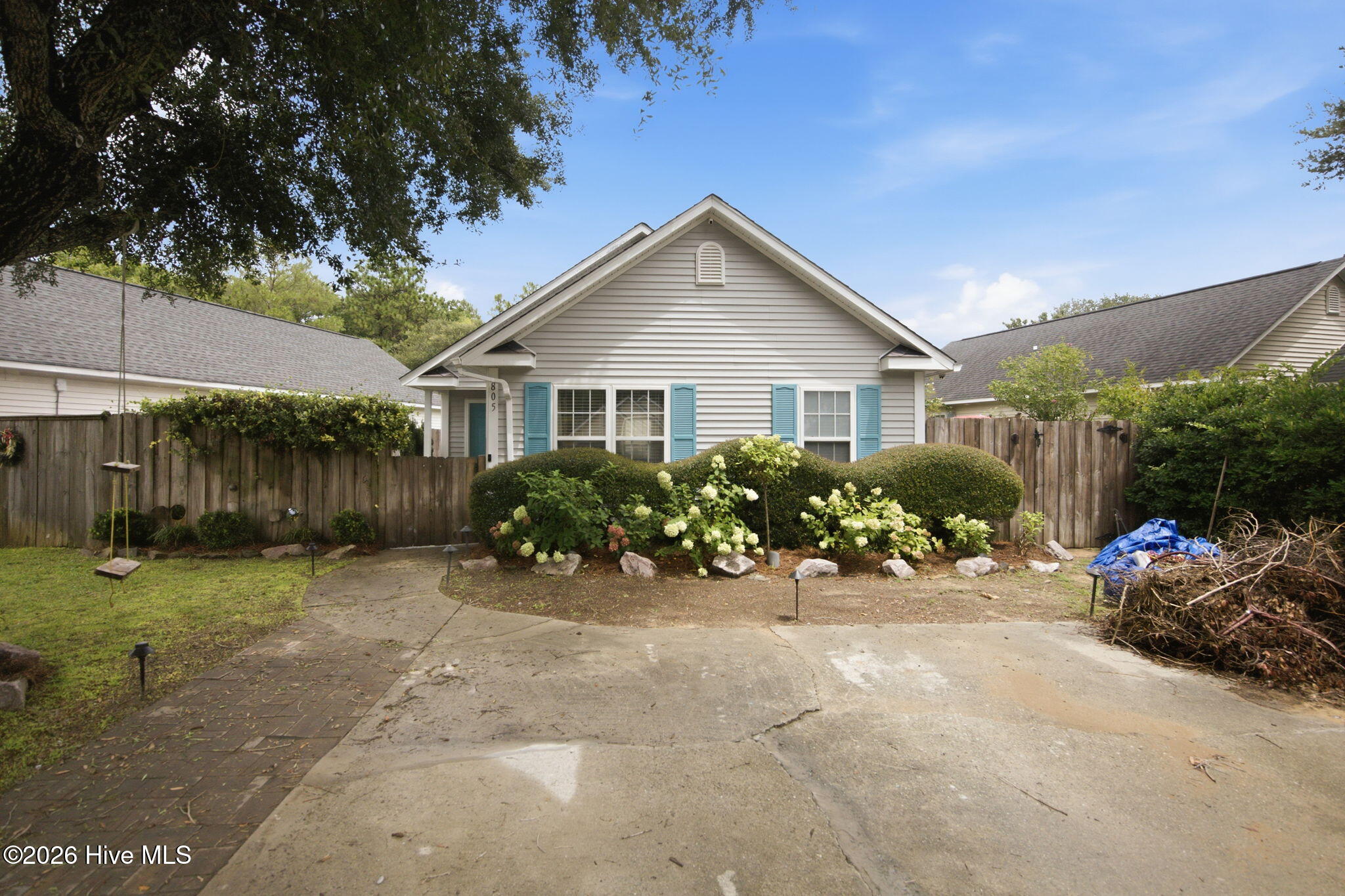 805 Southern Charm Drive — photo