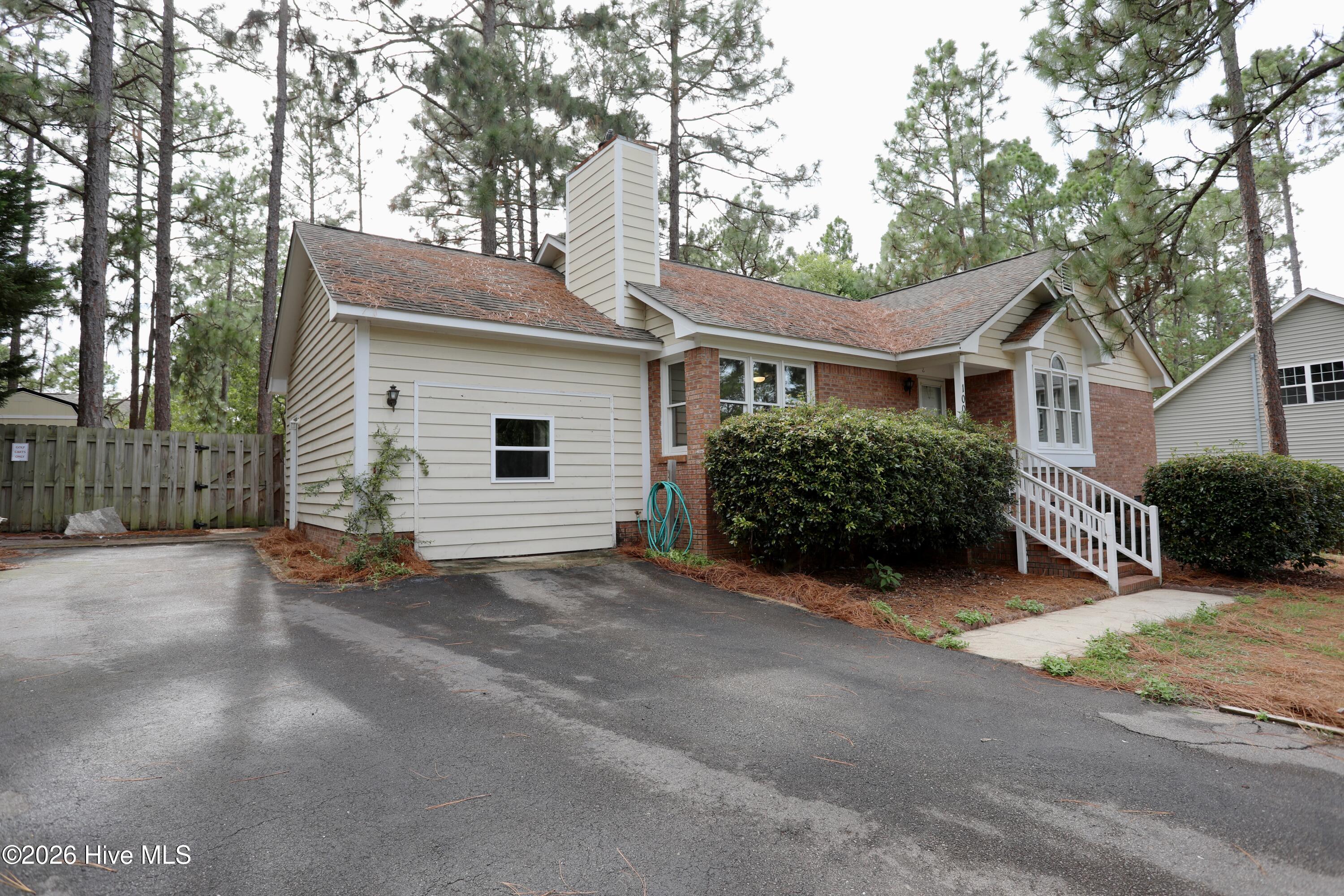 100 Sawmill Road E, Pinehurst, NC 28374 — photo 3