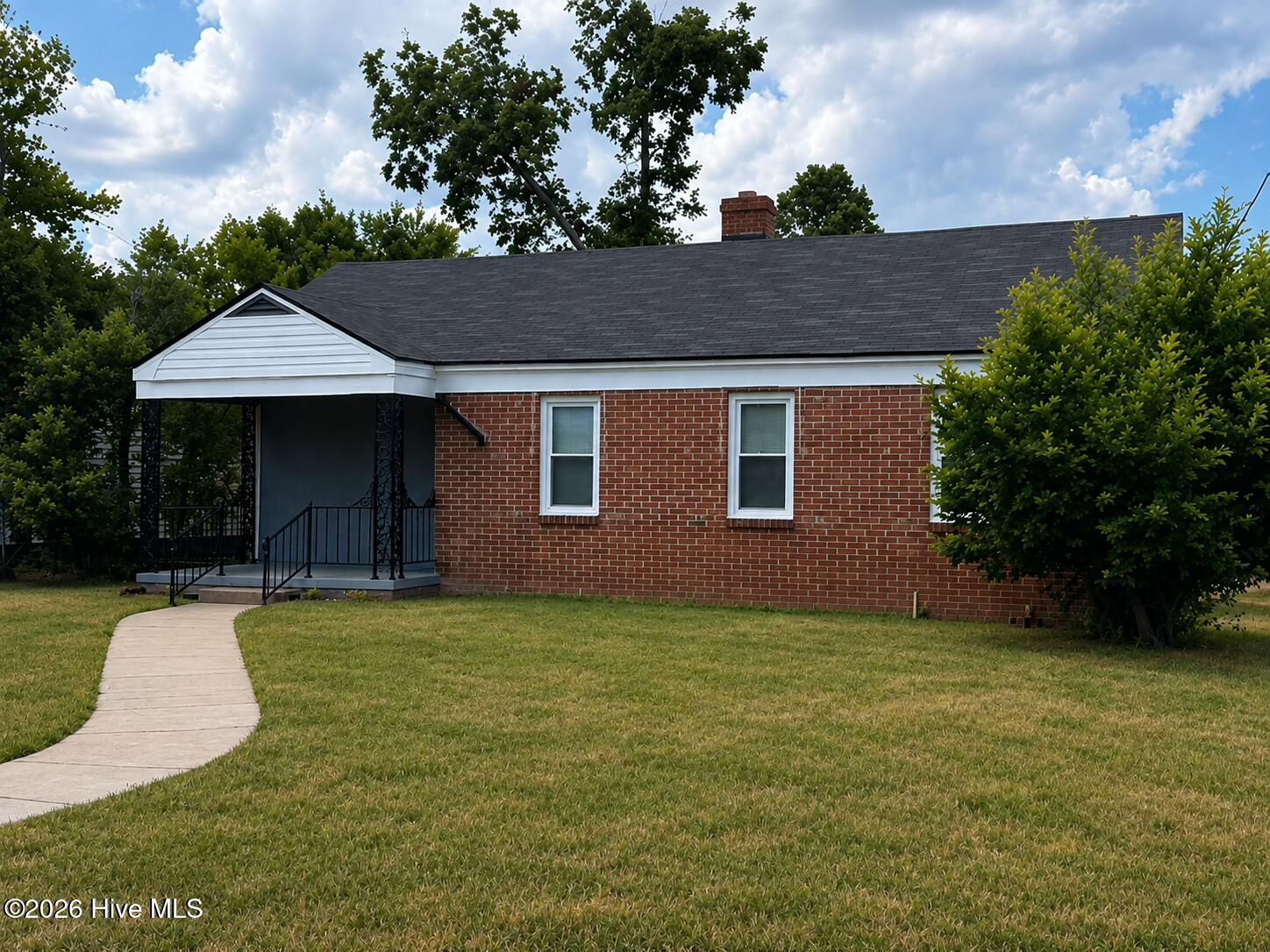 2001 Battle Row — photo